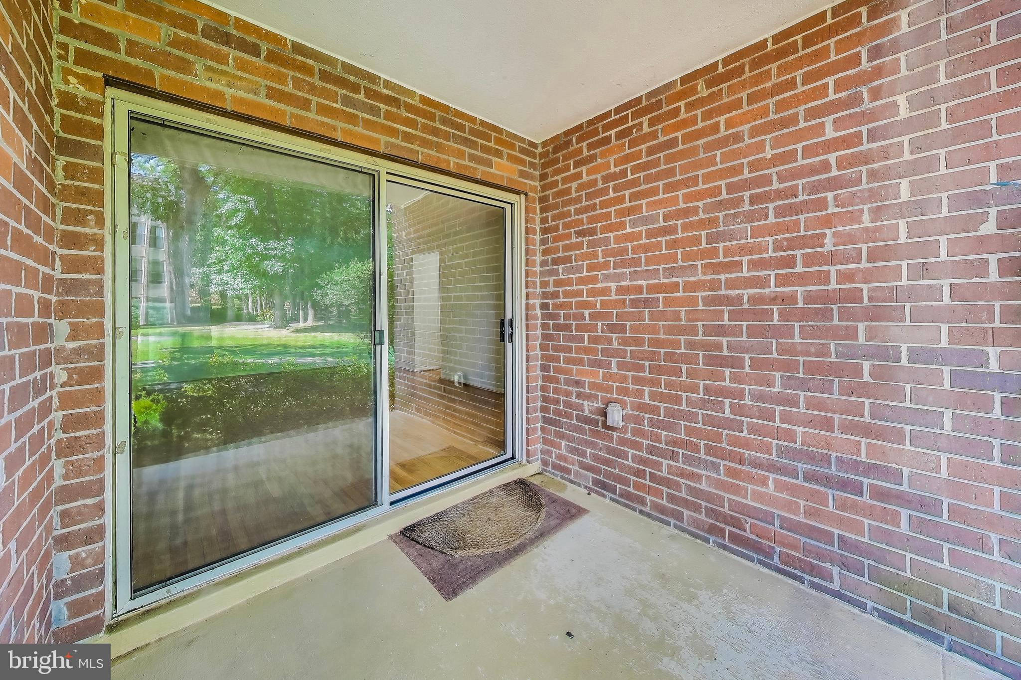 WOODBURN VILLAGE - Residential