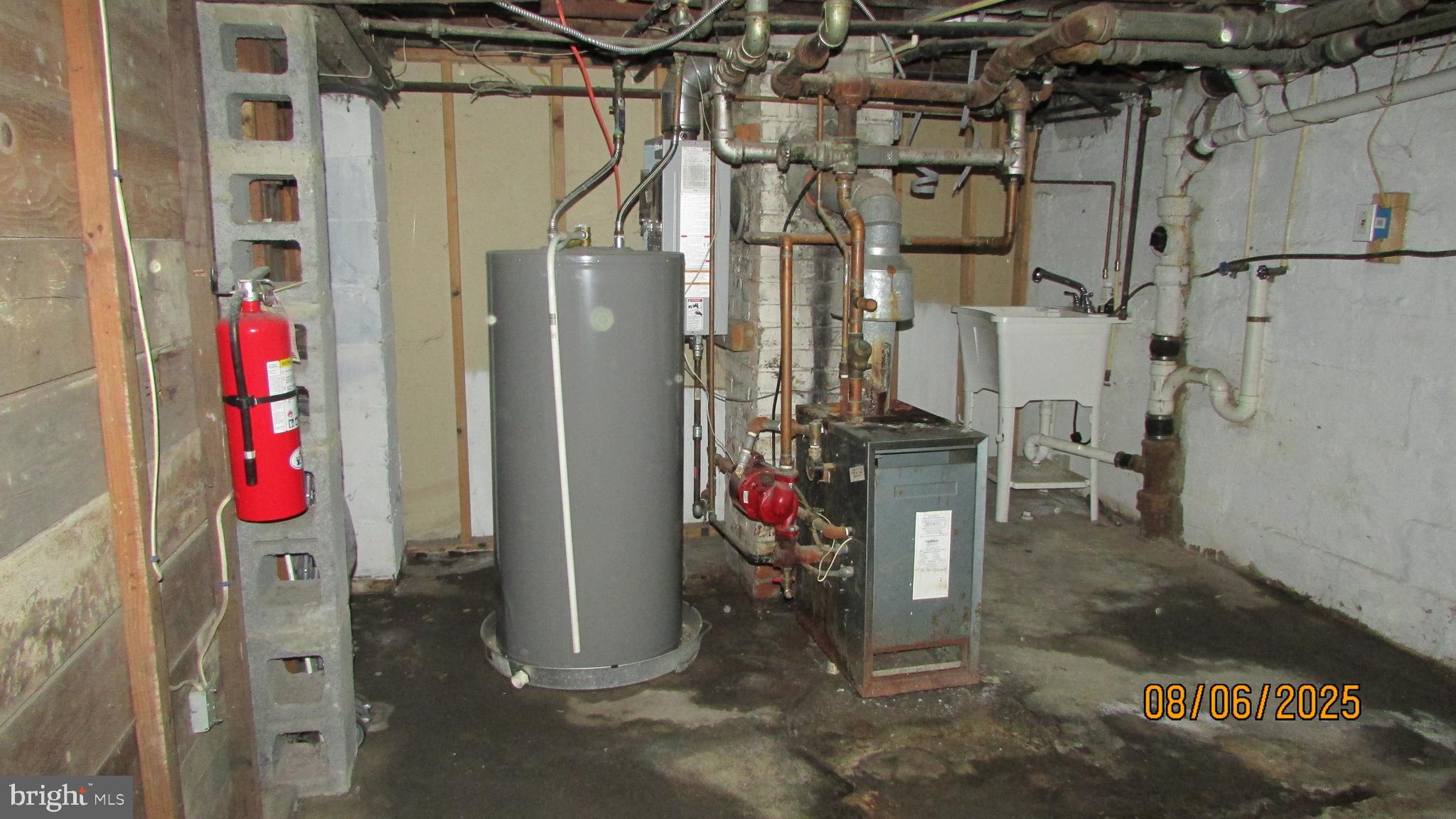 COLLEGE PARK - Residential