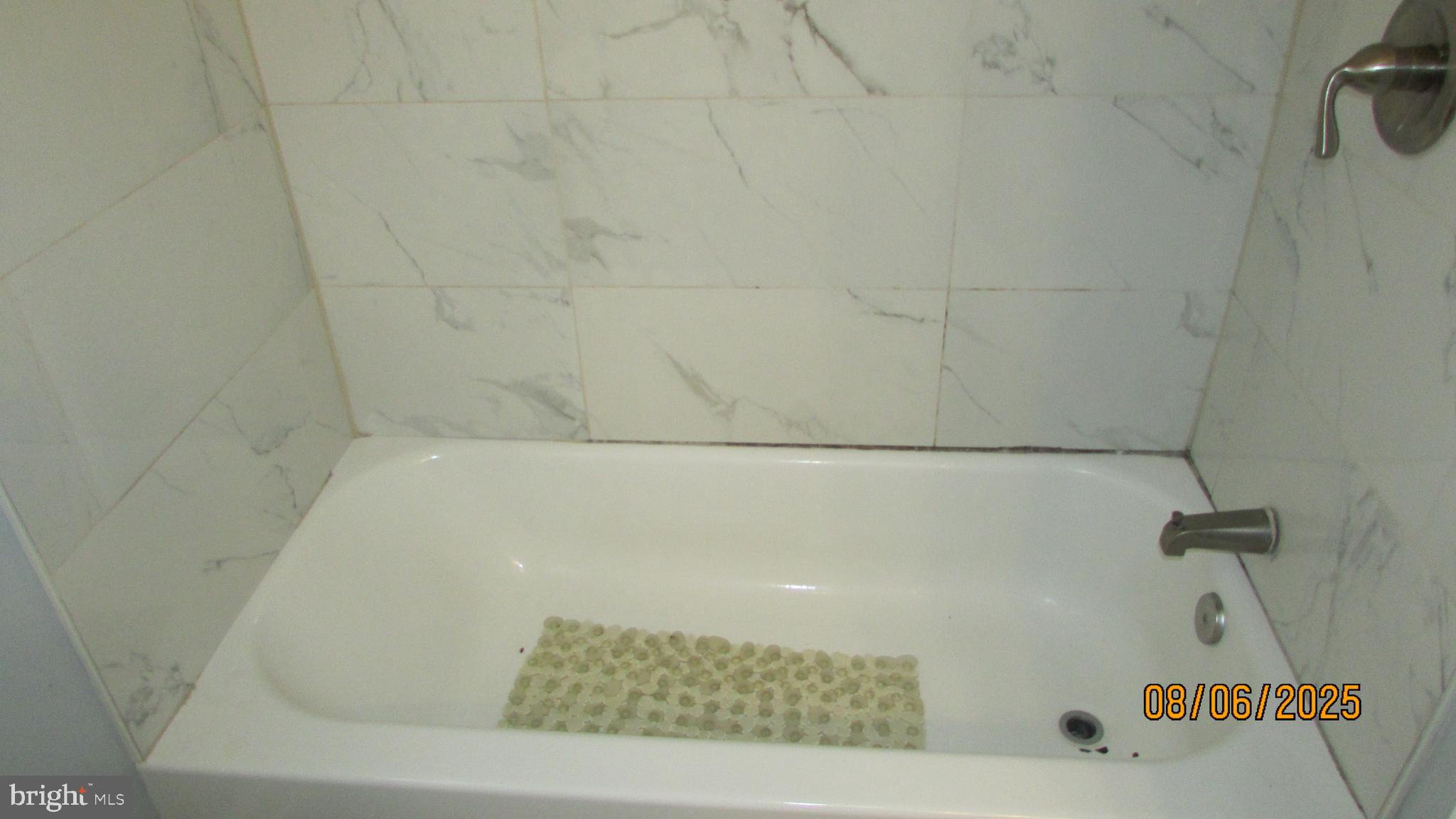 COLLEGE PARK - Residential