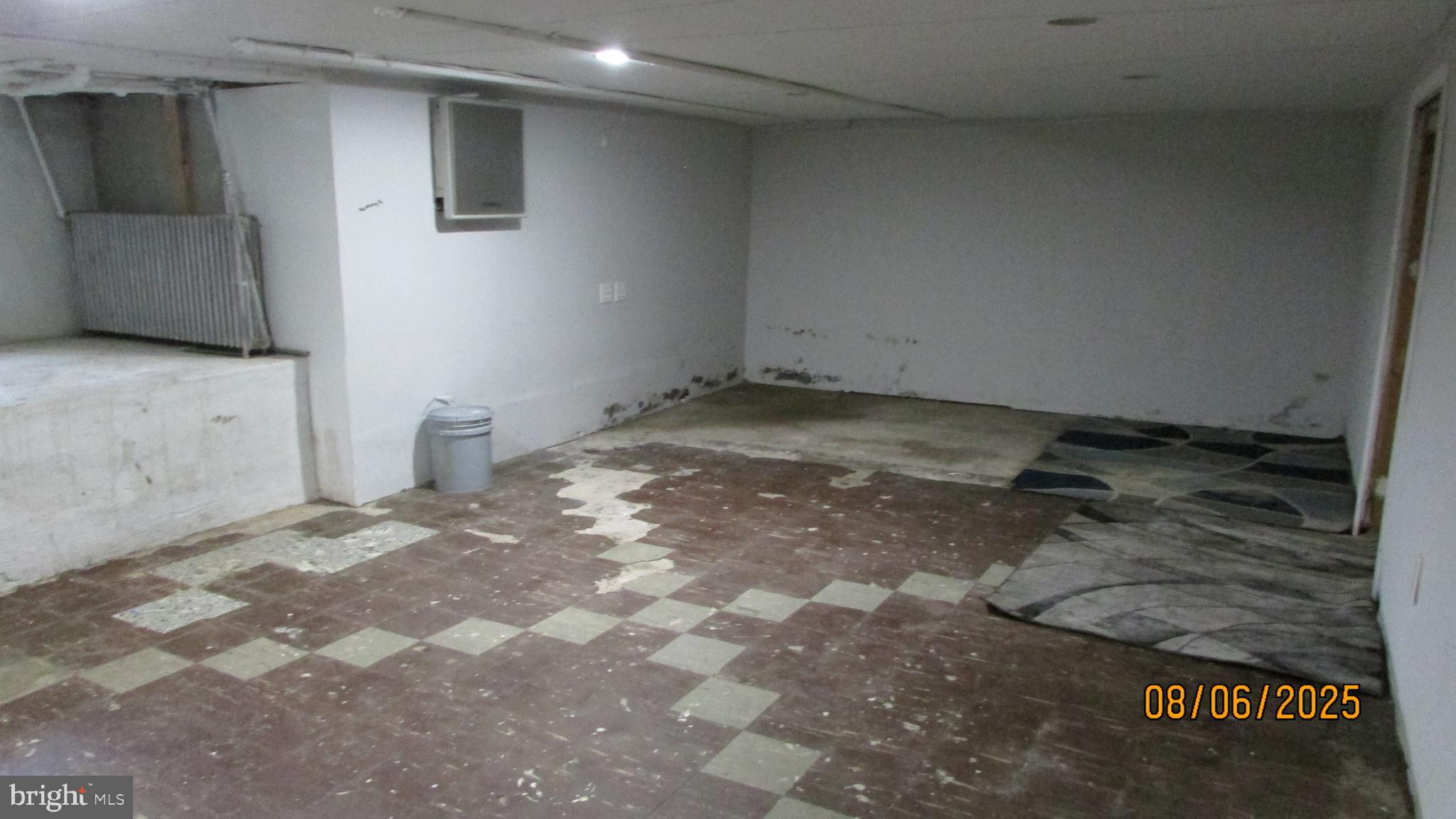 COLLEGE PARK - Residential