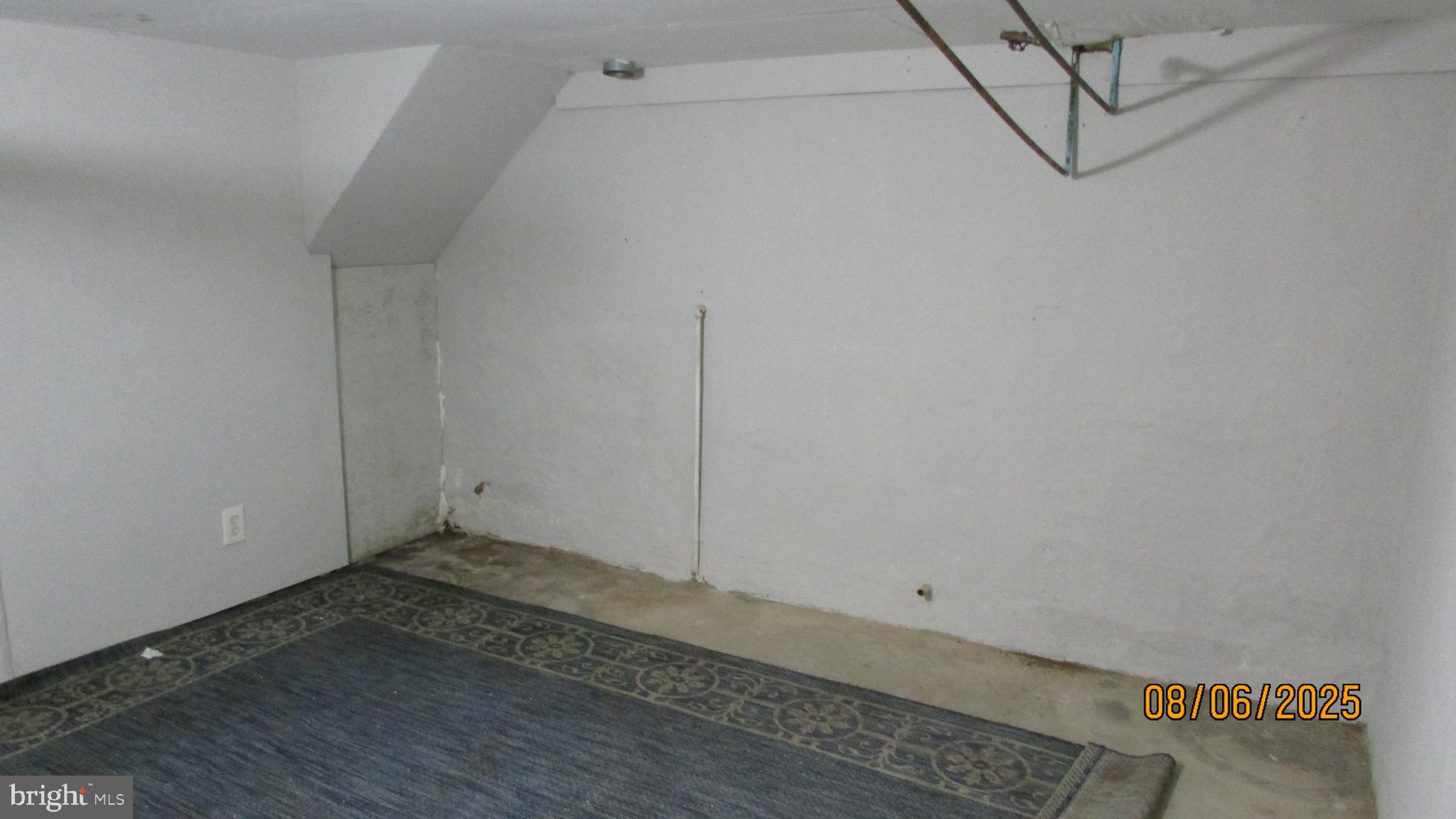 COLLEGE PARK - Residential