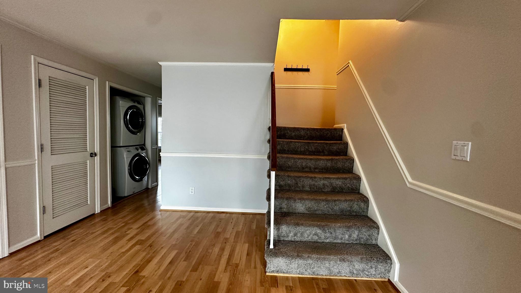 GRAYS POINTE - Residential Lease