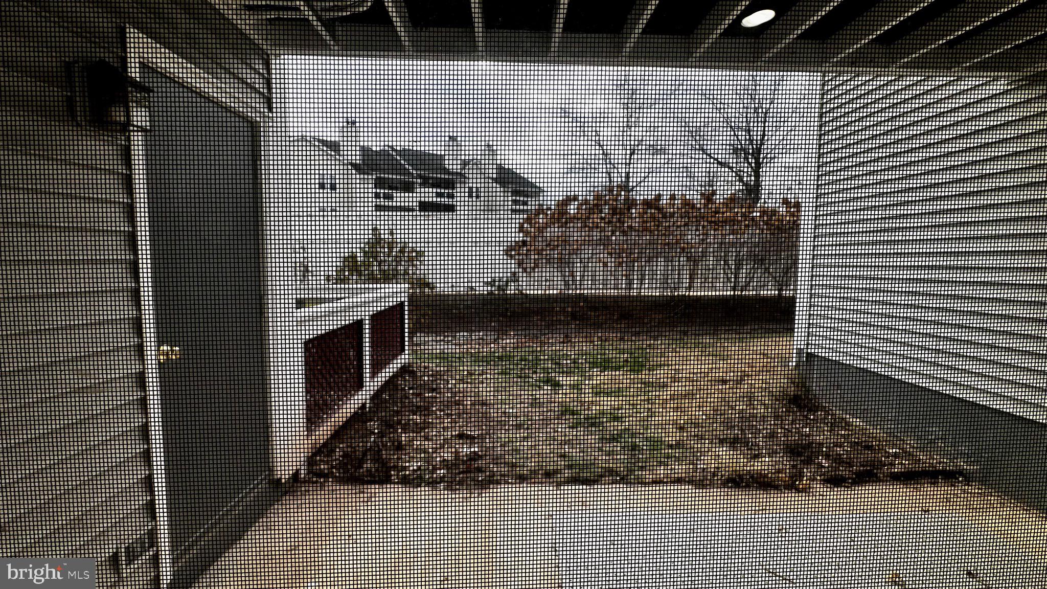 GRAYS POINTE - Residential Lease