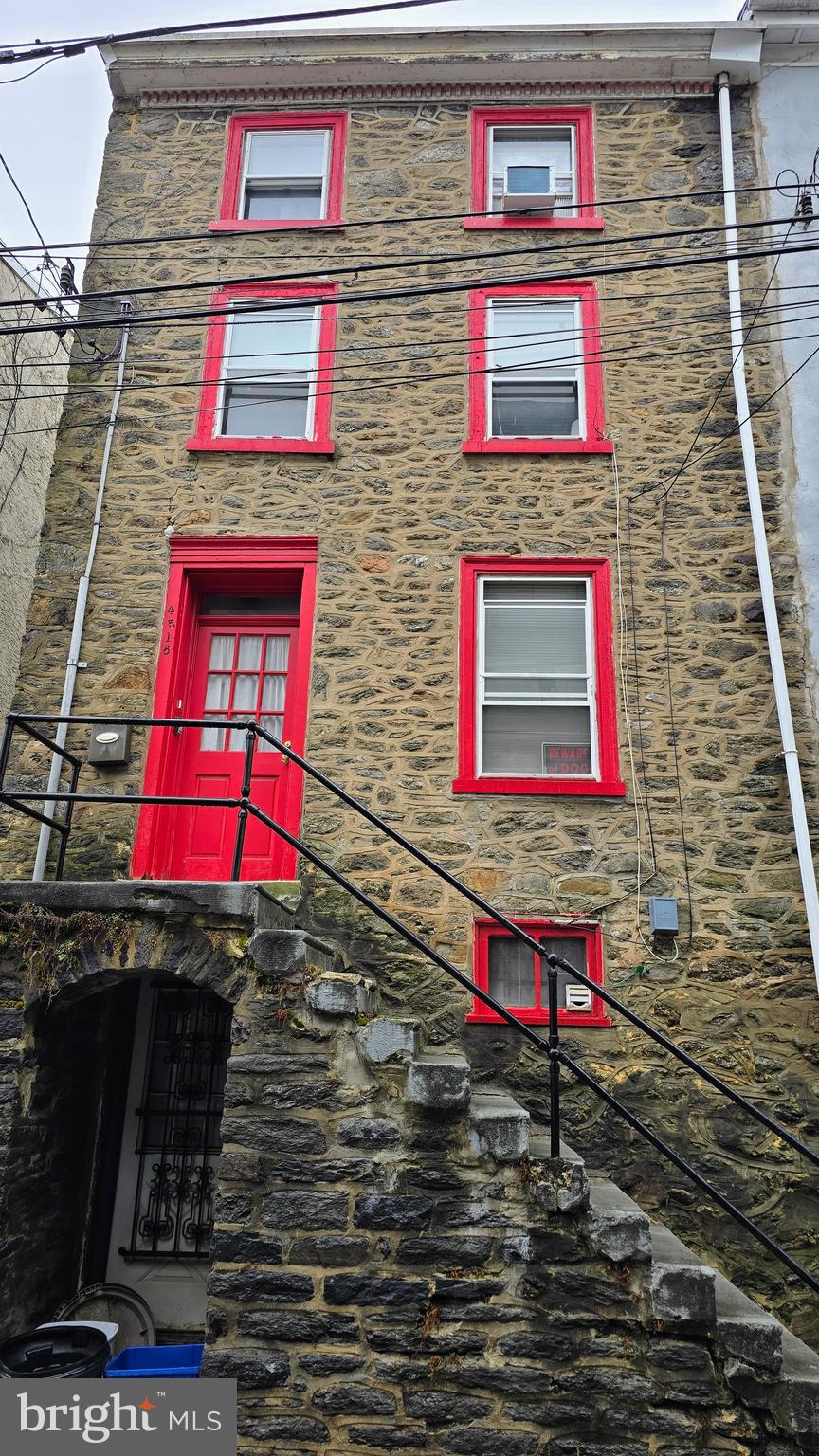 MANAYUNK - Residential Lease