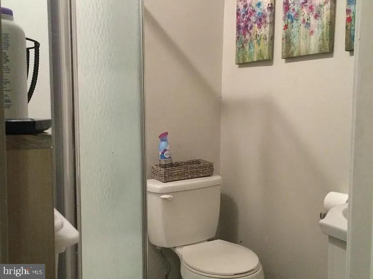 MANAYUNK - Residential Lease