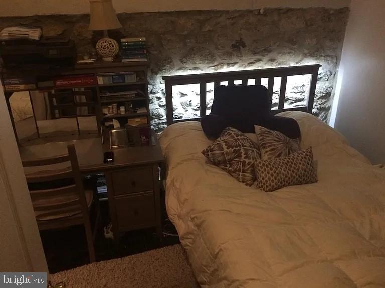 MANAYUNK - Residential Lease