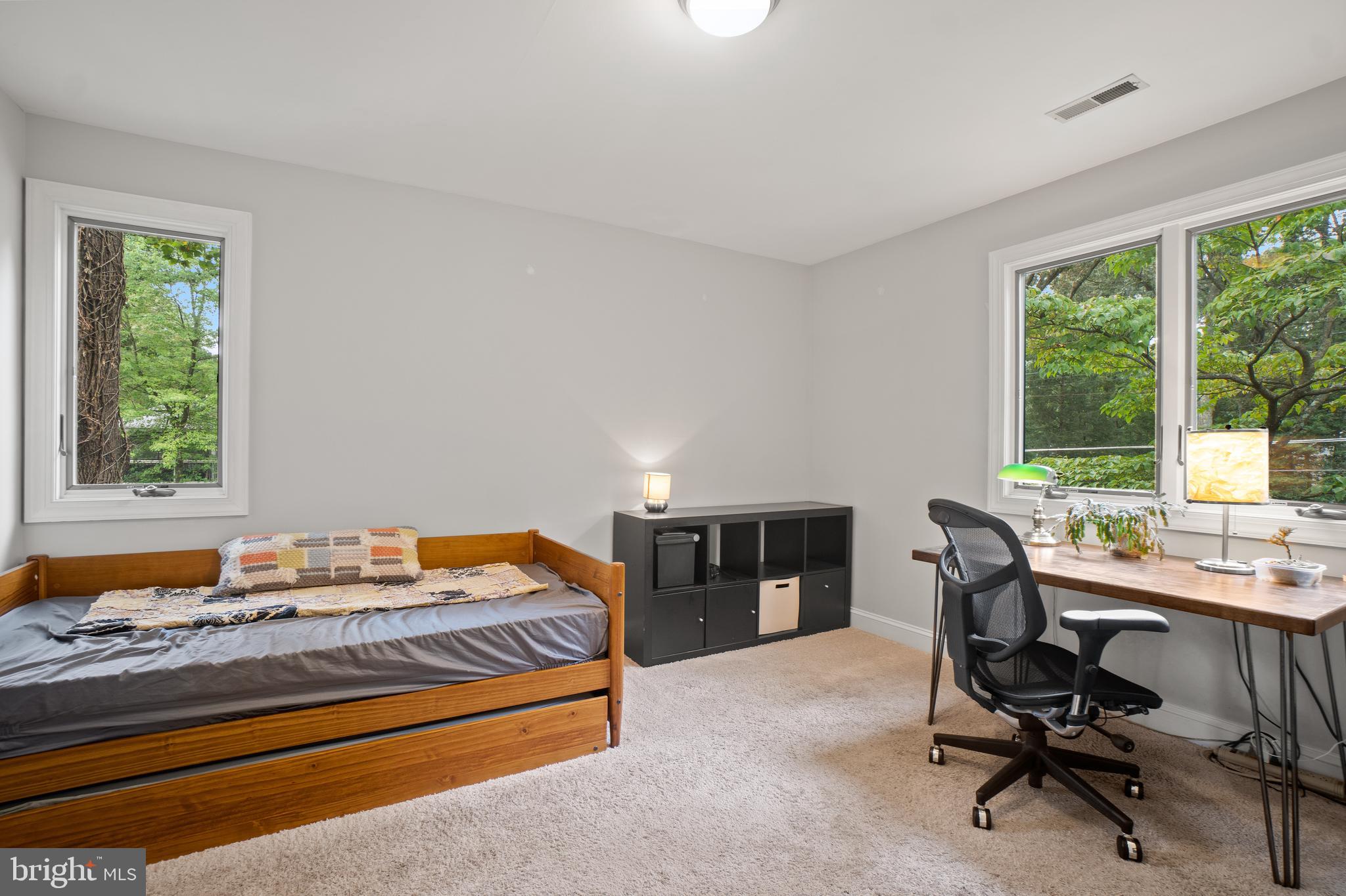 SUNRISE BEACH - Residential