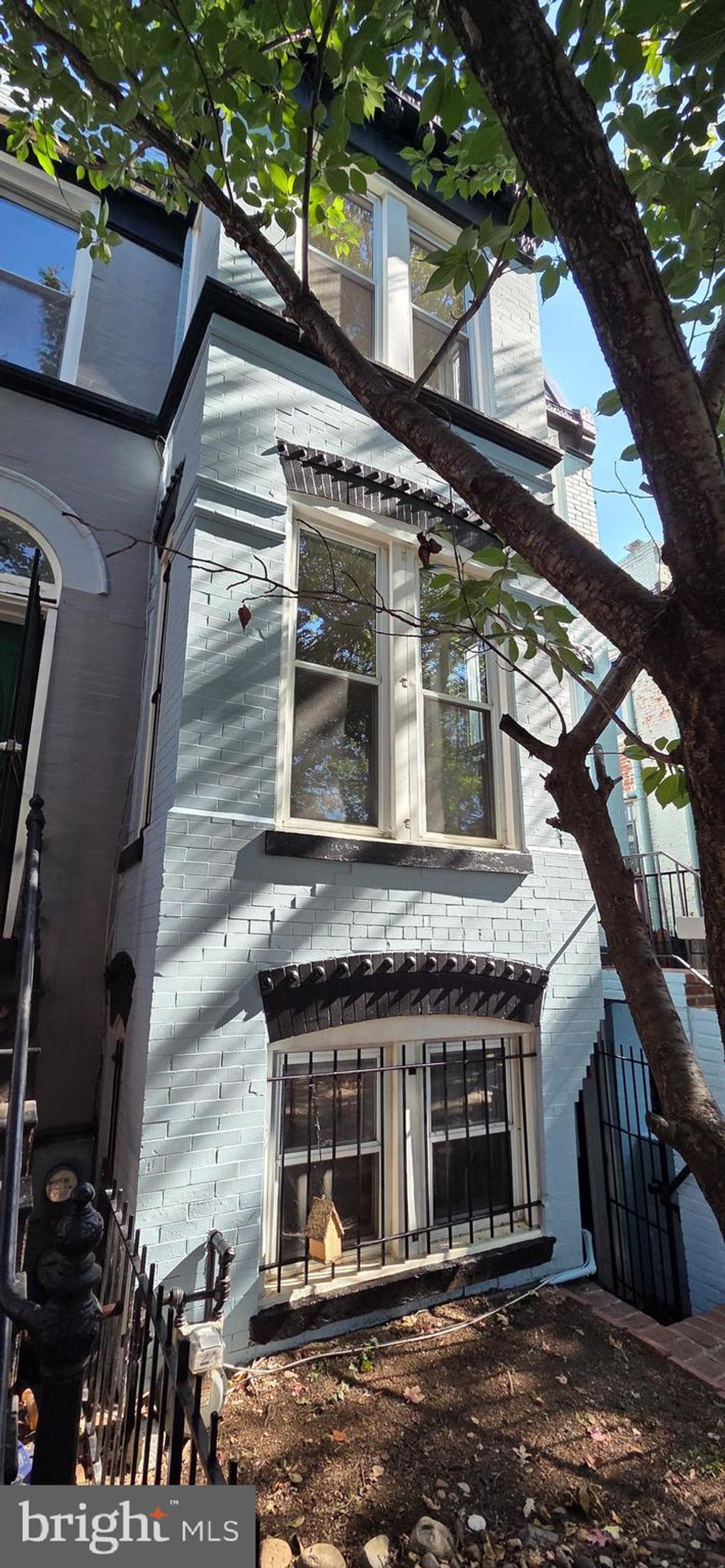 Photo of 703 13th Street NE, WASHINGTON, DC 20002 (MLS # DCDC2227174)