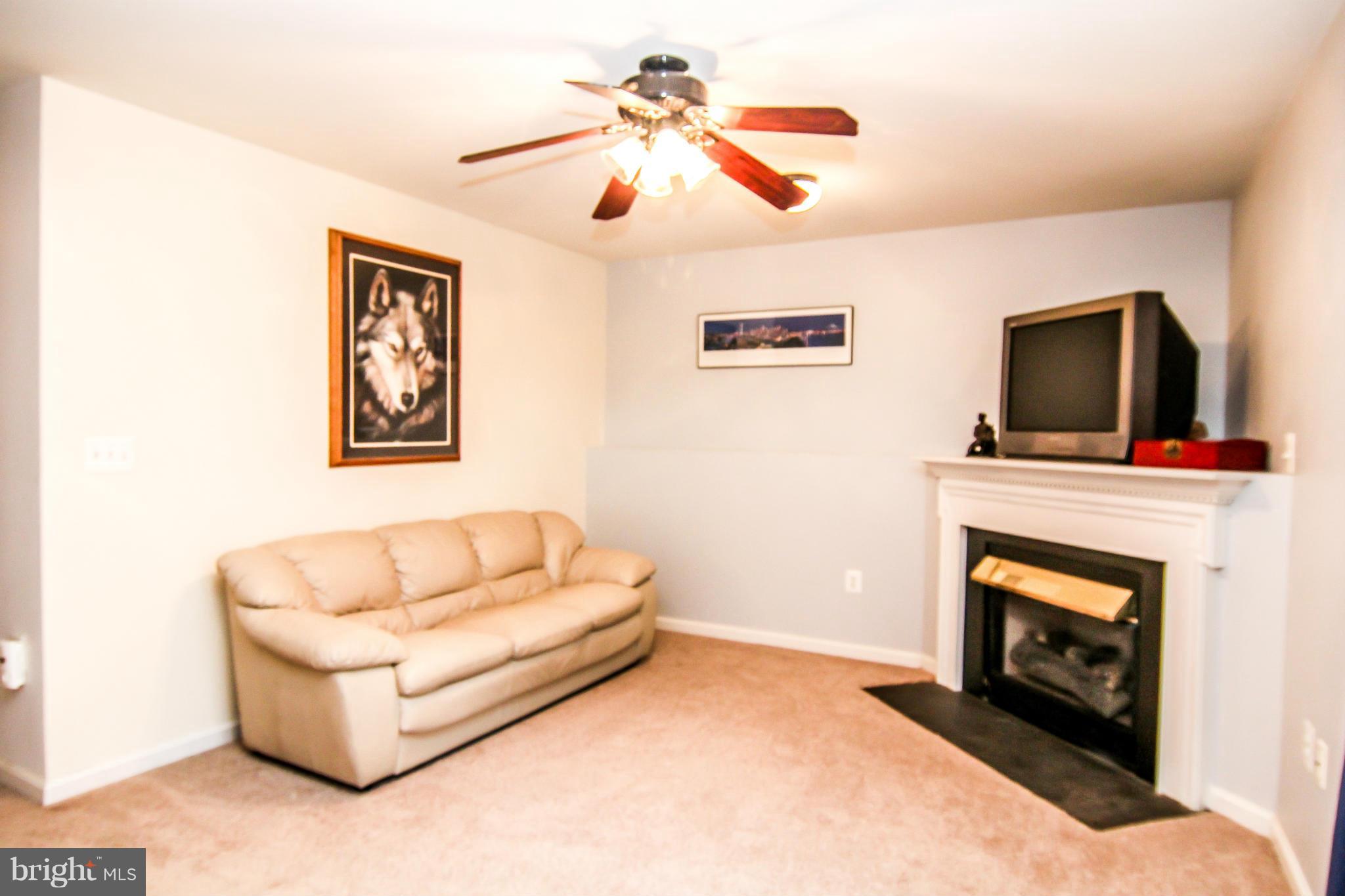 RIDGEFIELD CROSSING - Residential