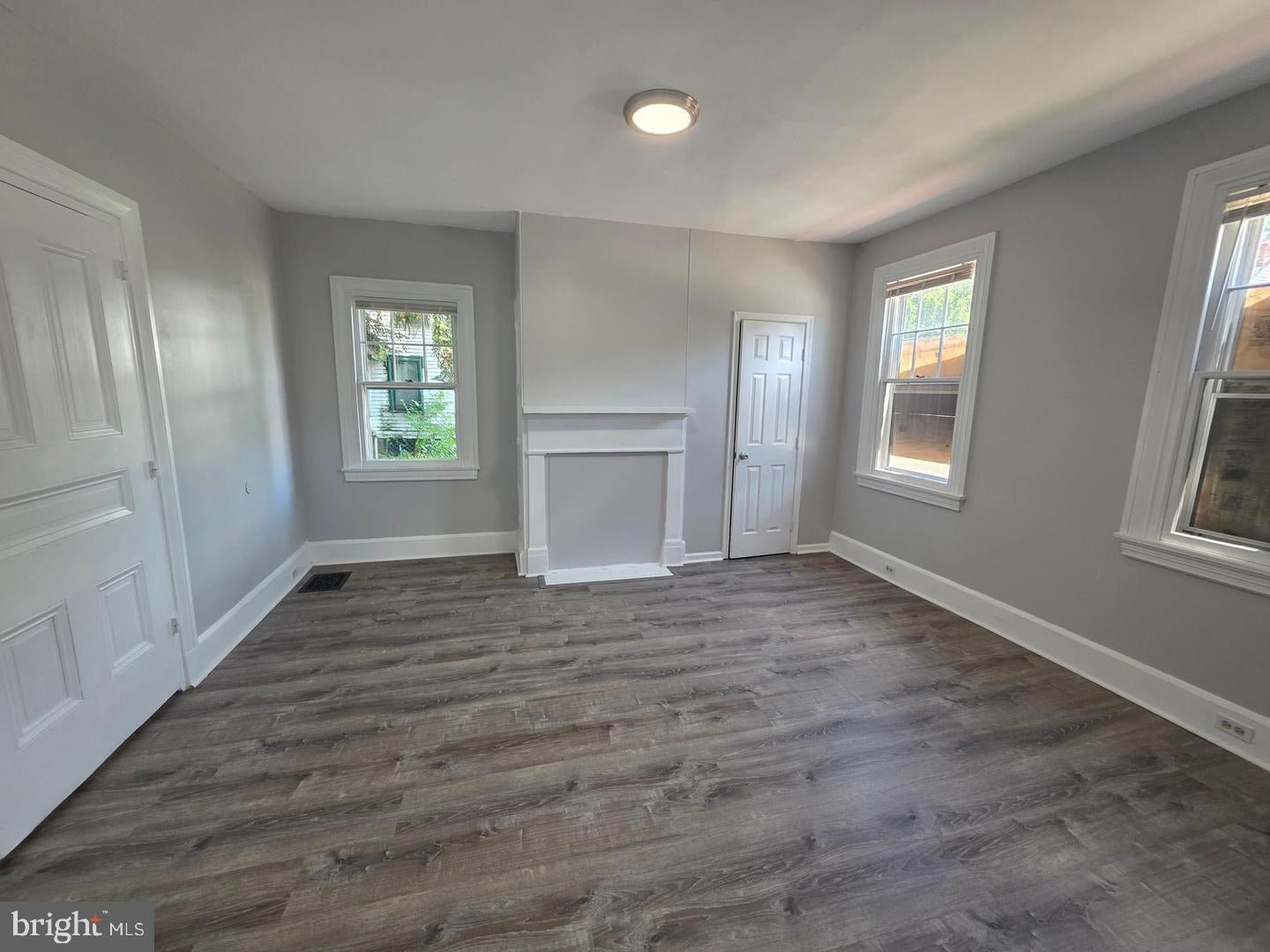 277 E BROADWAY