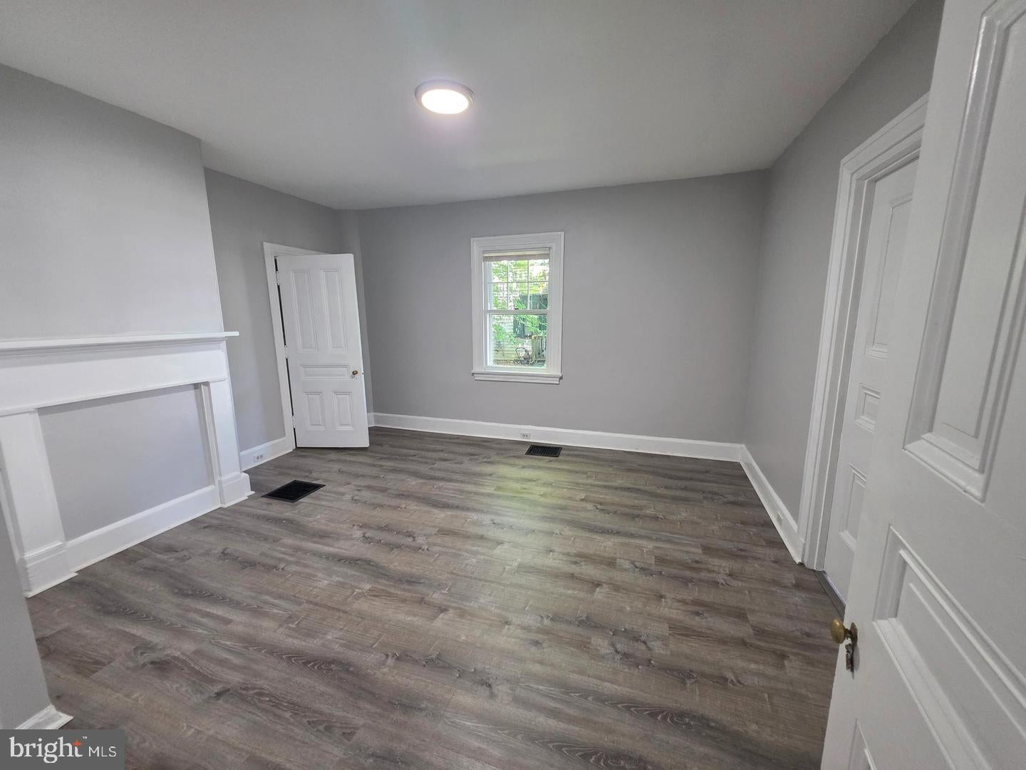 277 E BROADWAY