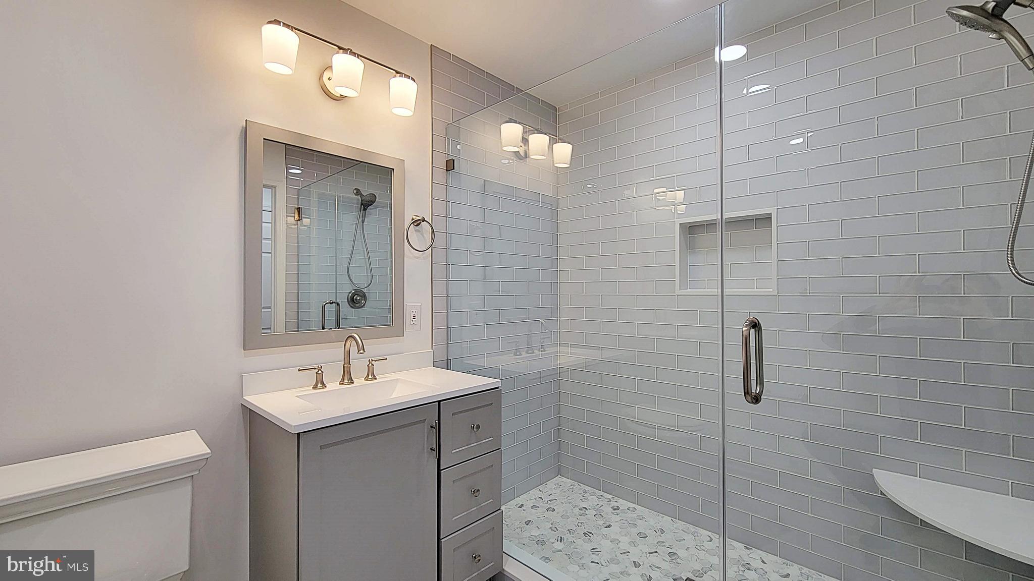 DEL RAY - Residential Lease