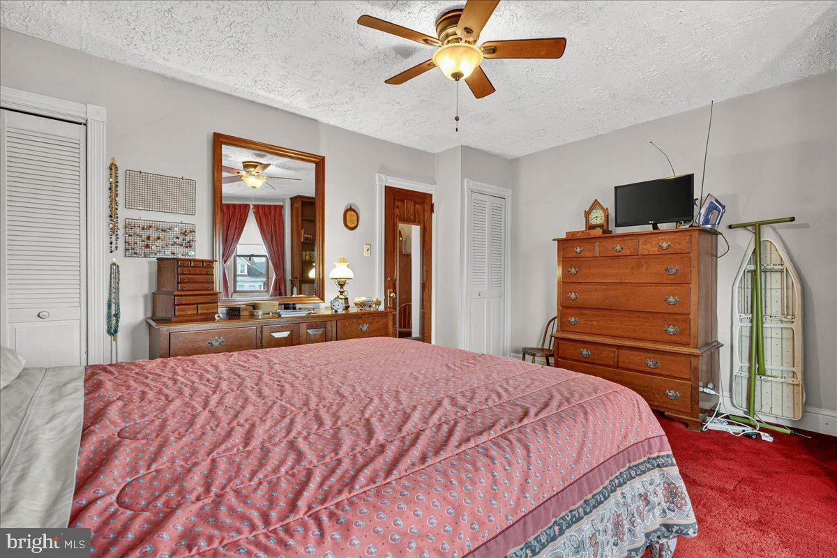 NORRISTOWN - Residential