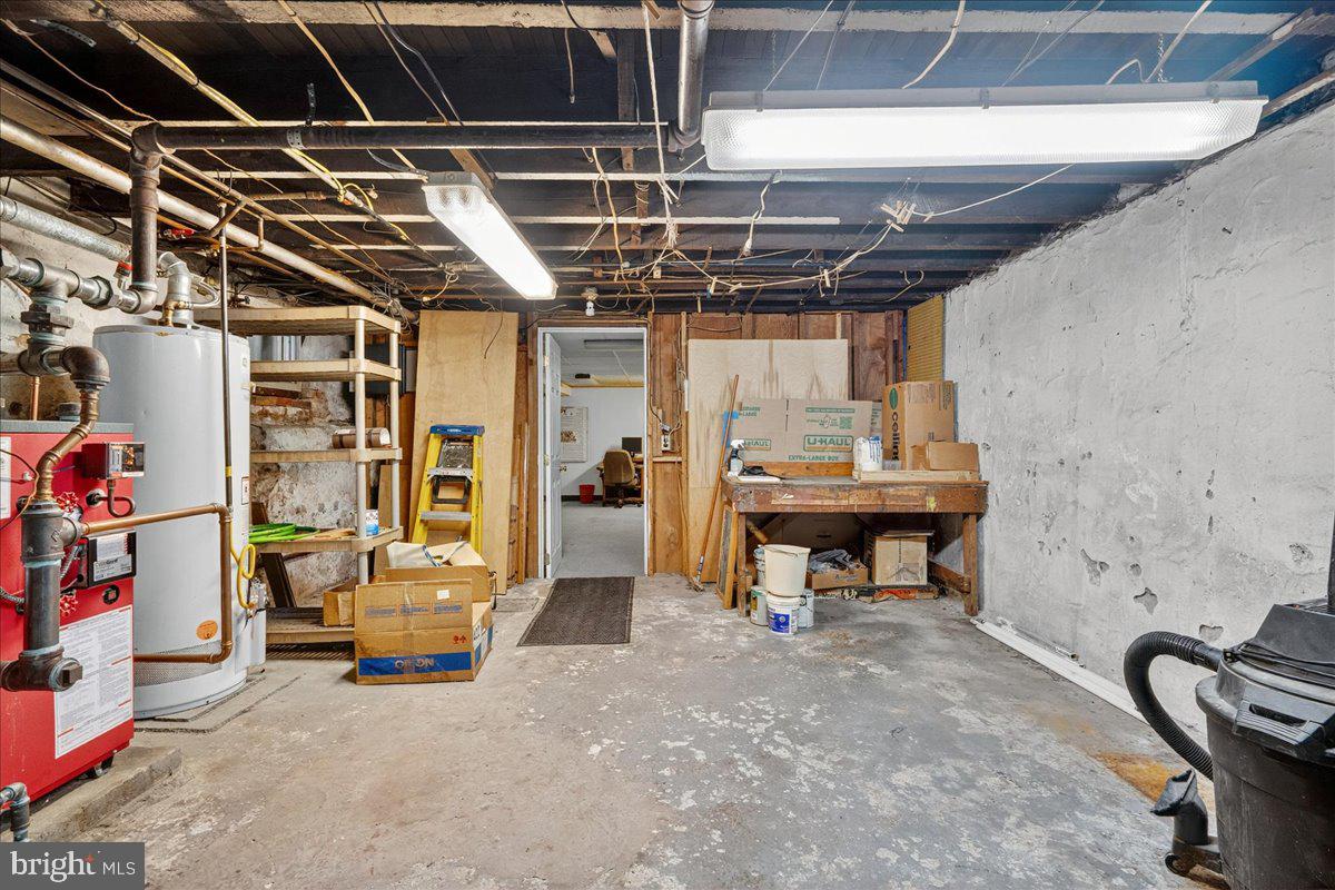 NORRISTOWN - Residential