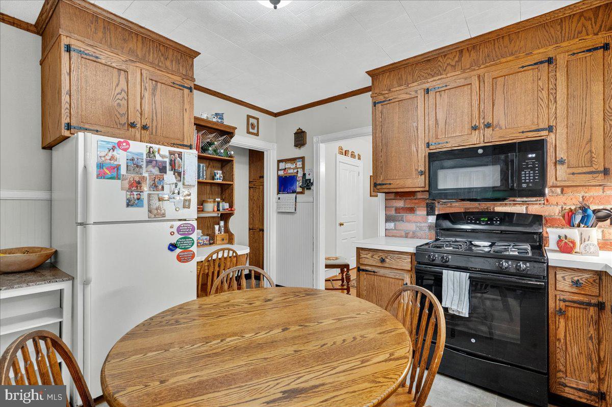 NORRISTOWN - Residential