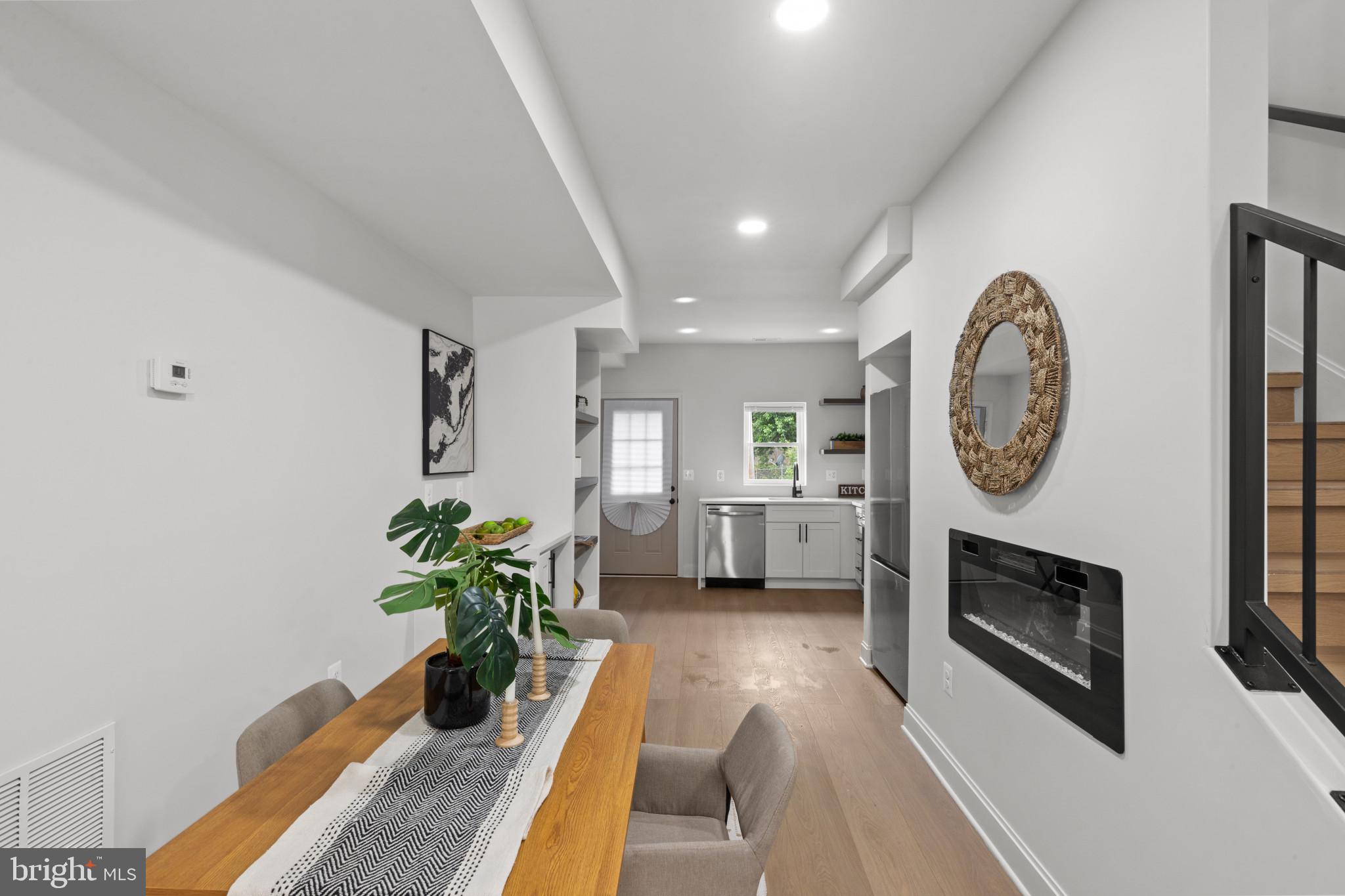 FRANKLIN SQUARE HISTORIC DISTRICT - Residential