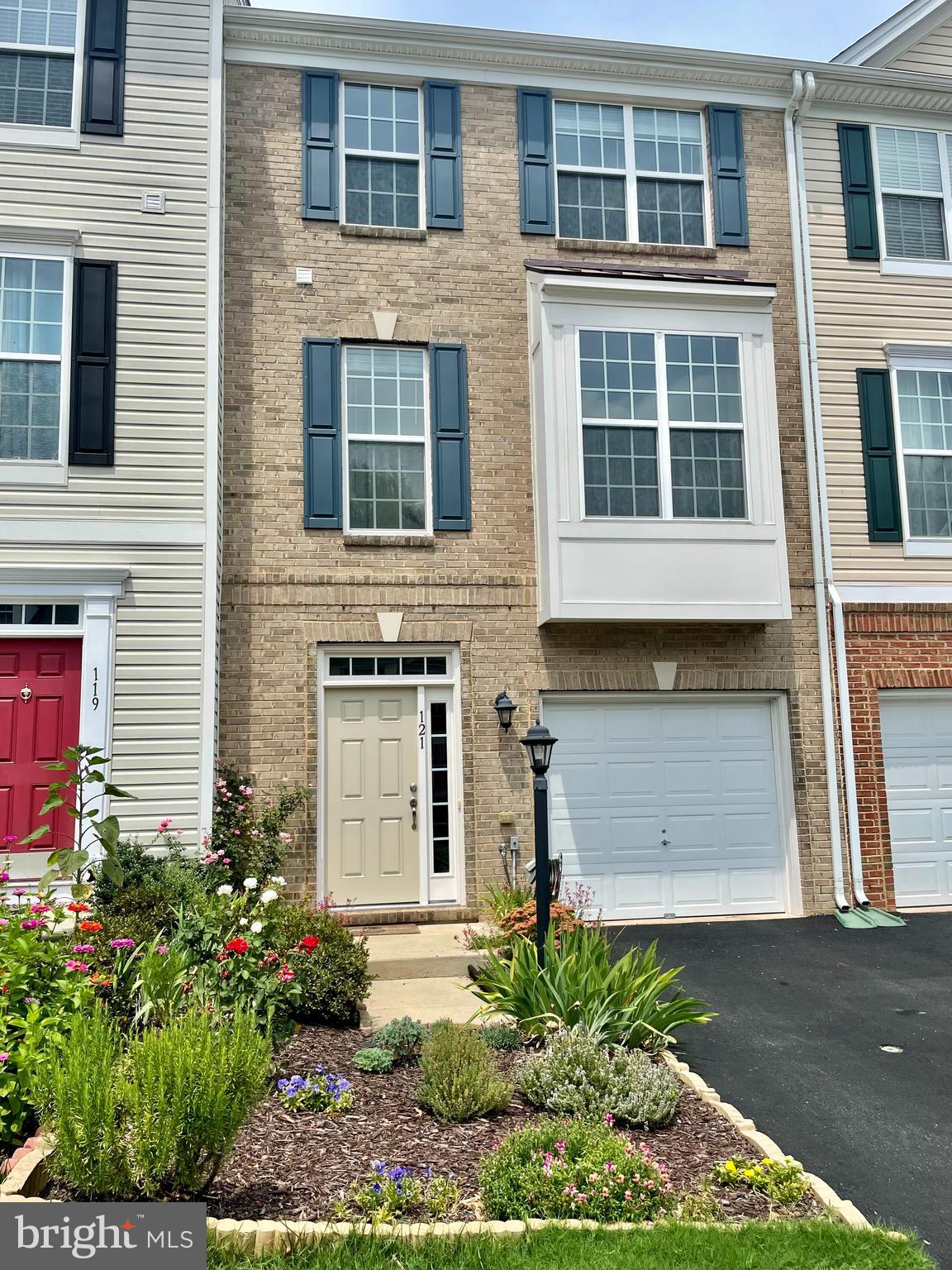 AUSTINS LANDING - Residential Lease