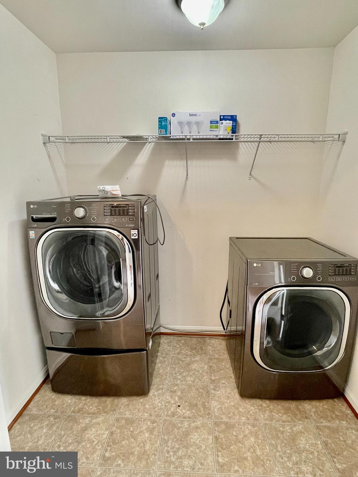 AUSTINS LANDING - Residential Lease