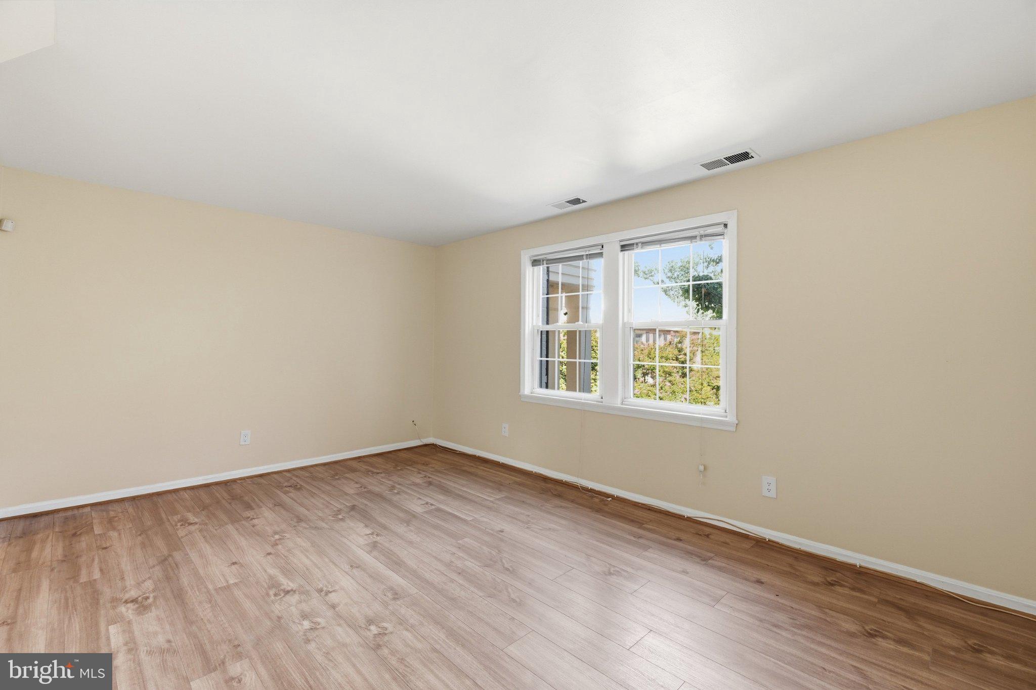 3923 PENNSYLVANIA AVENUE SE 201