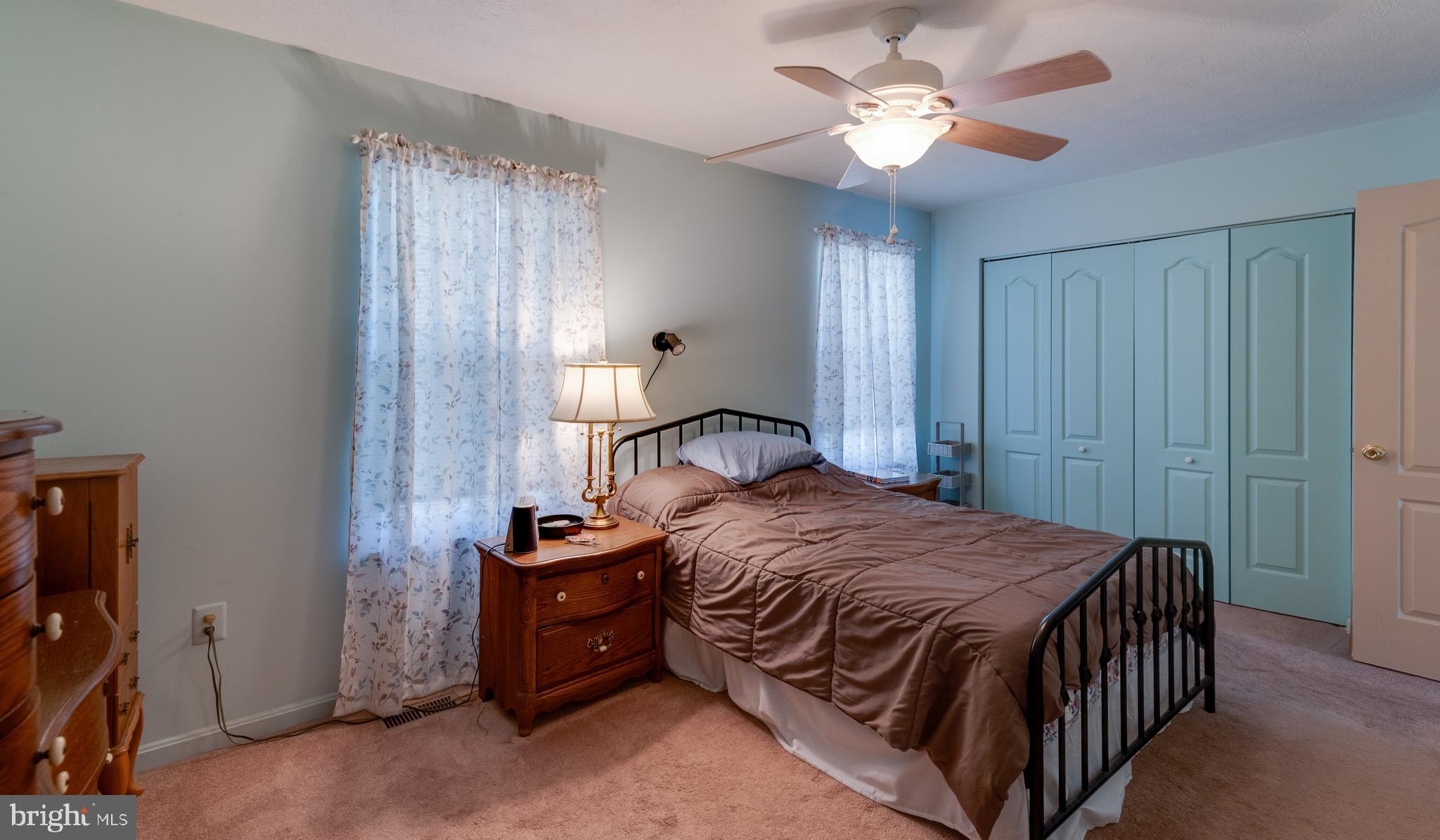 LAUREL GLEN - Residential