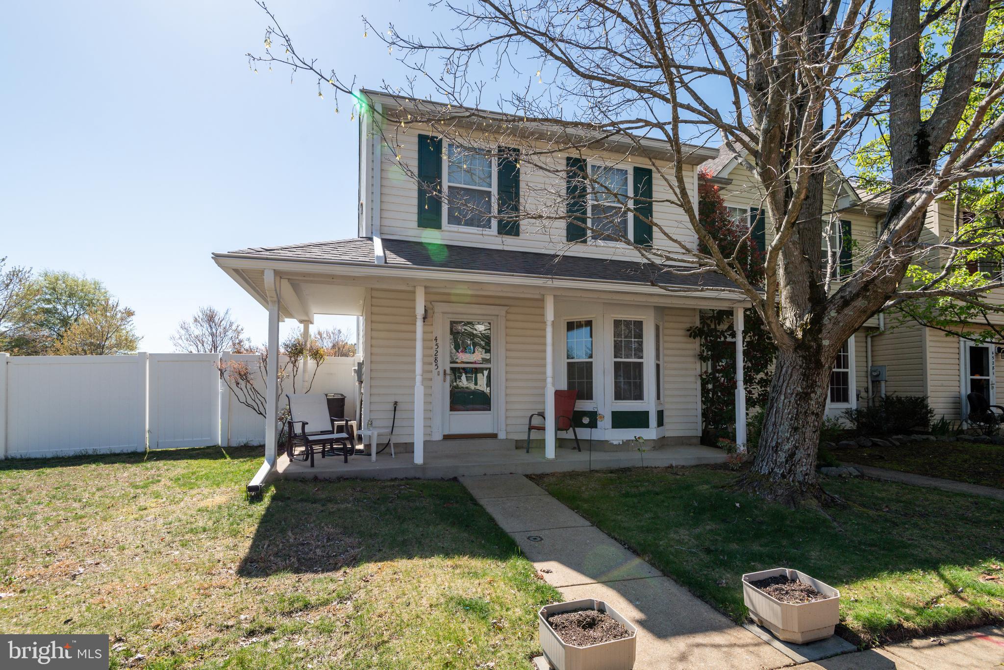 LAUREL GLEN - Residential