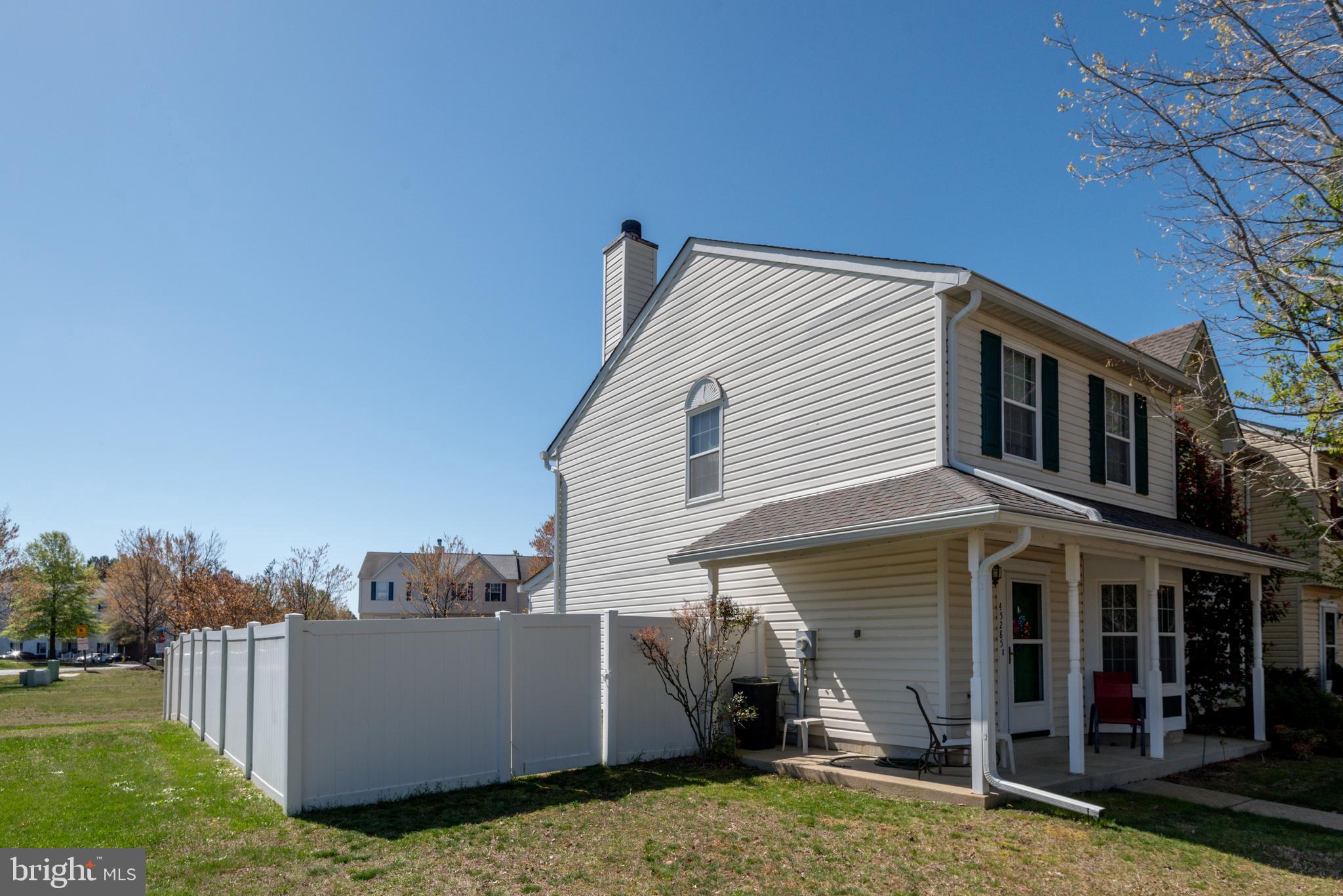 LAUREL GLEN - Residential
