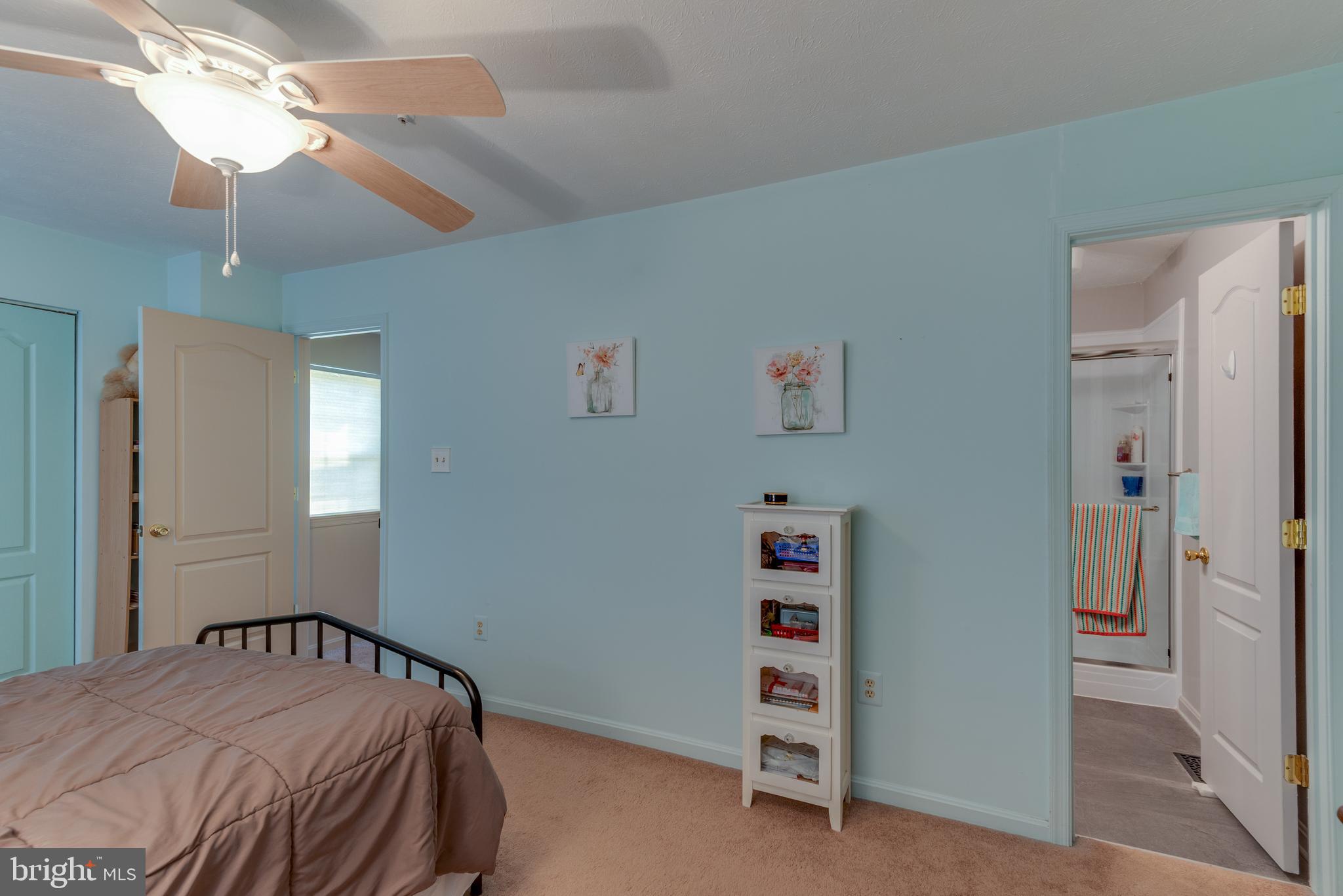 LAUREL GLEN - Residential