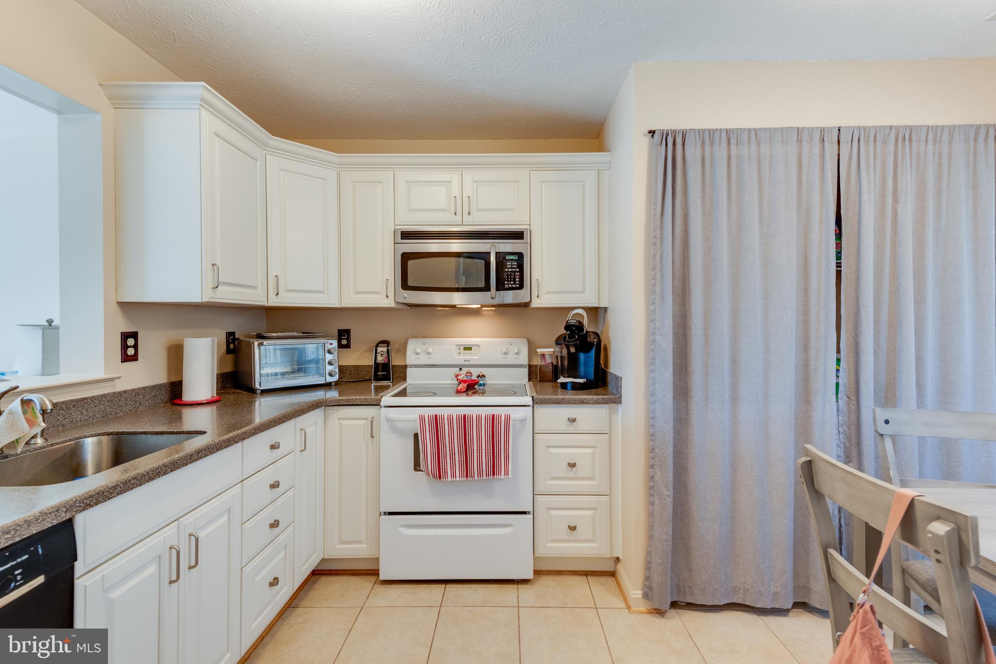 LAUREL GLEN - Residential