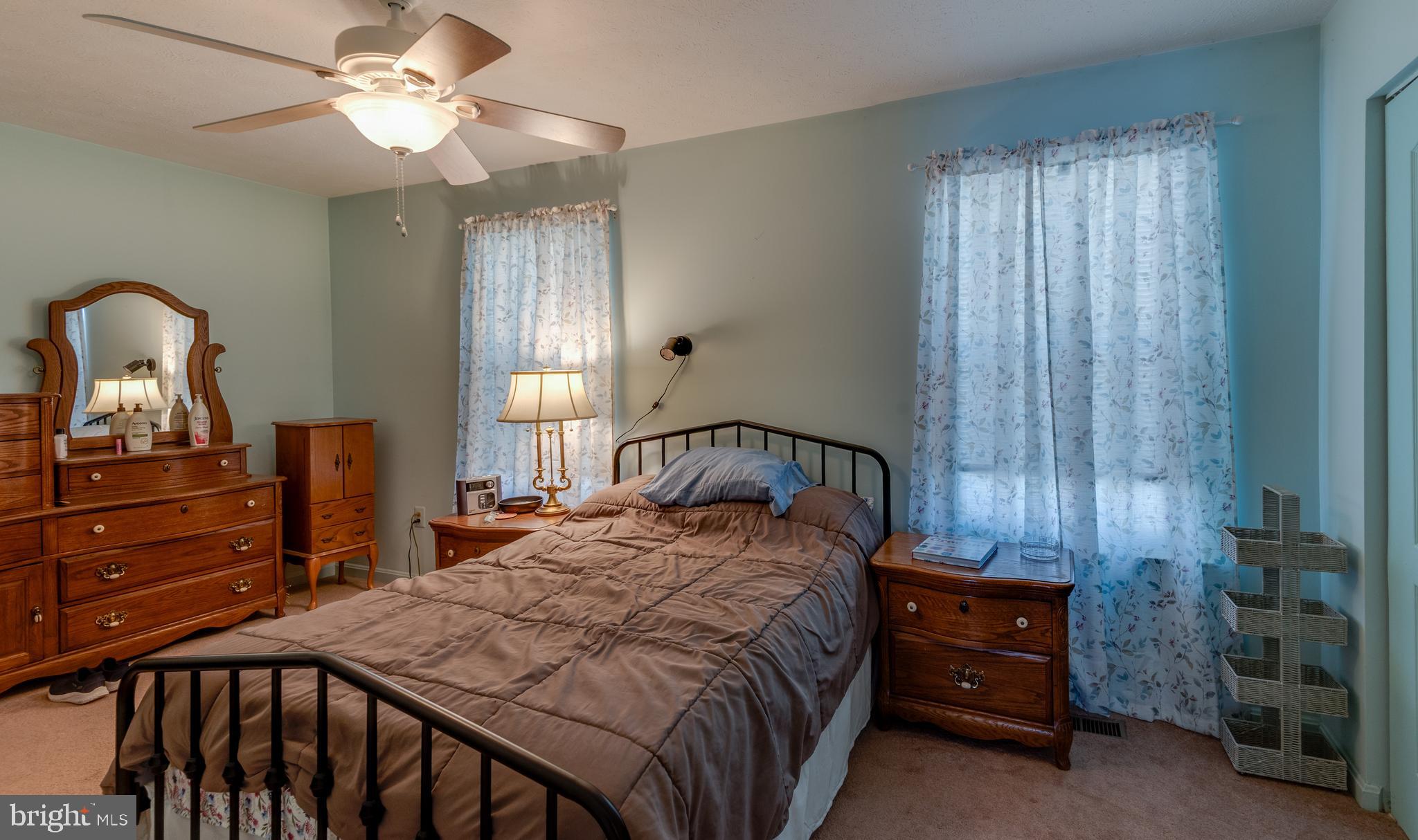 LAUREL GLEN - Residential