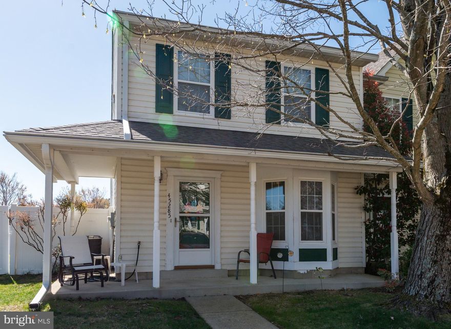 This adorable end-unit townhouse  perfectly blends comfort, charm, and convenience. This inviting home features two spacious bedrooms and two and a half baths, offering a well-designed layout that feels both functional and welcoming.
Step onto the cozy country-style front porch, an ideal spot to unwind in the evenings, and enjoy the added privacy that comes with this thoughtfully positioned end unit. The home opens to a bright and comfortable living space, complemented by a nicely appointed kitchen with a convenient passthrough to the family room—perfect for both everyday living and entertaining.
Out back, you’ll find a large, fully fenced yard with additional side yard space, providing room to relax, garden, or host gatherings. This outdoor space is a true highlight, offering both versatility and privacy.
Centrally located in California, MD, this home provides easy access to shopping, dining, and everyday amenities, while still maintaining a peaceful, tucked-away feel.
Charming, practical, and ideally situated—this is a wonderful place to call home.