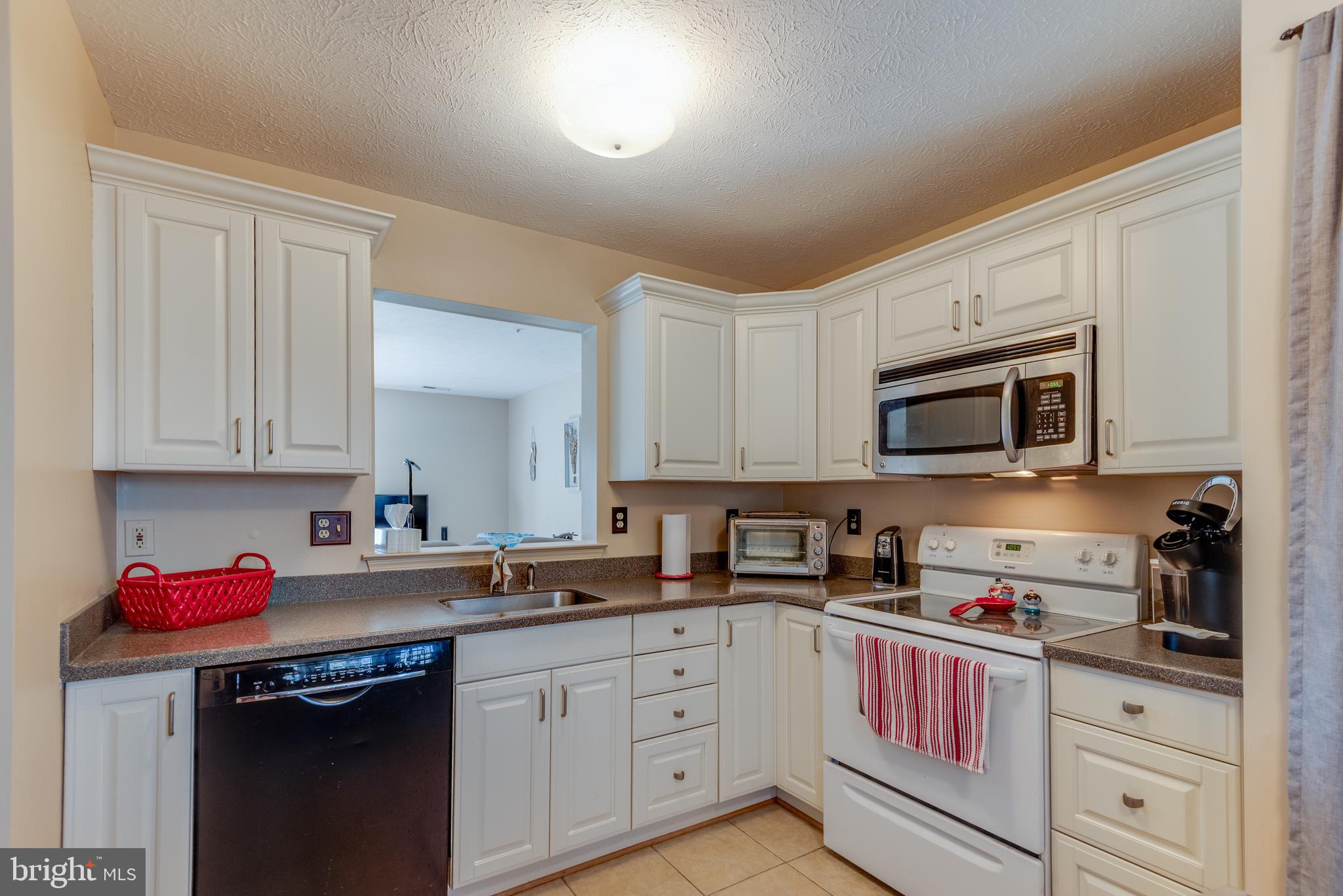 LAUREL GLEN - Residential