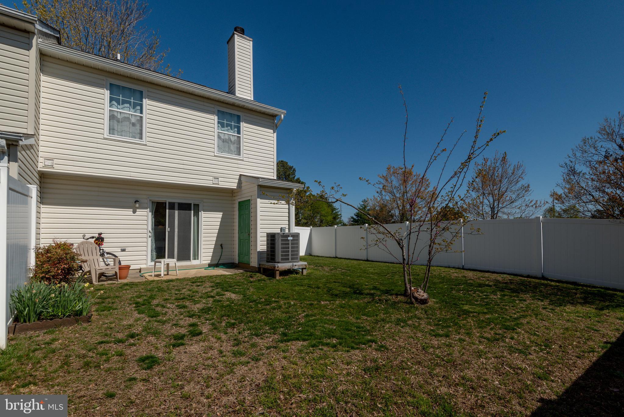 LAUREL GLEN - Residential