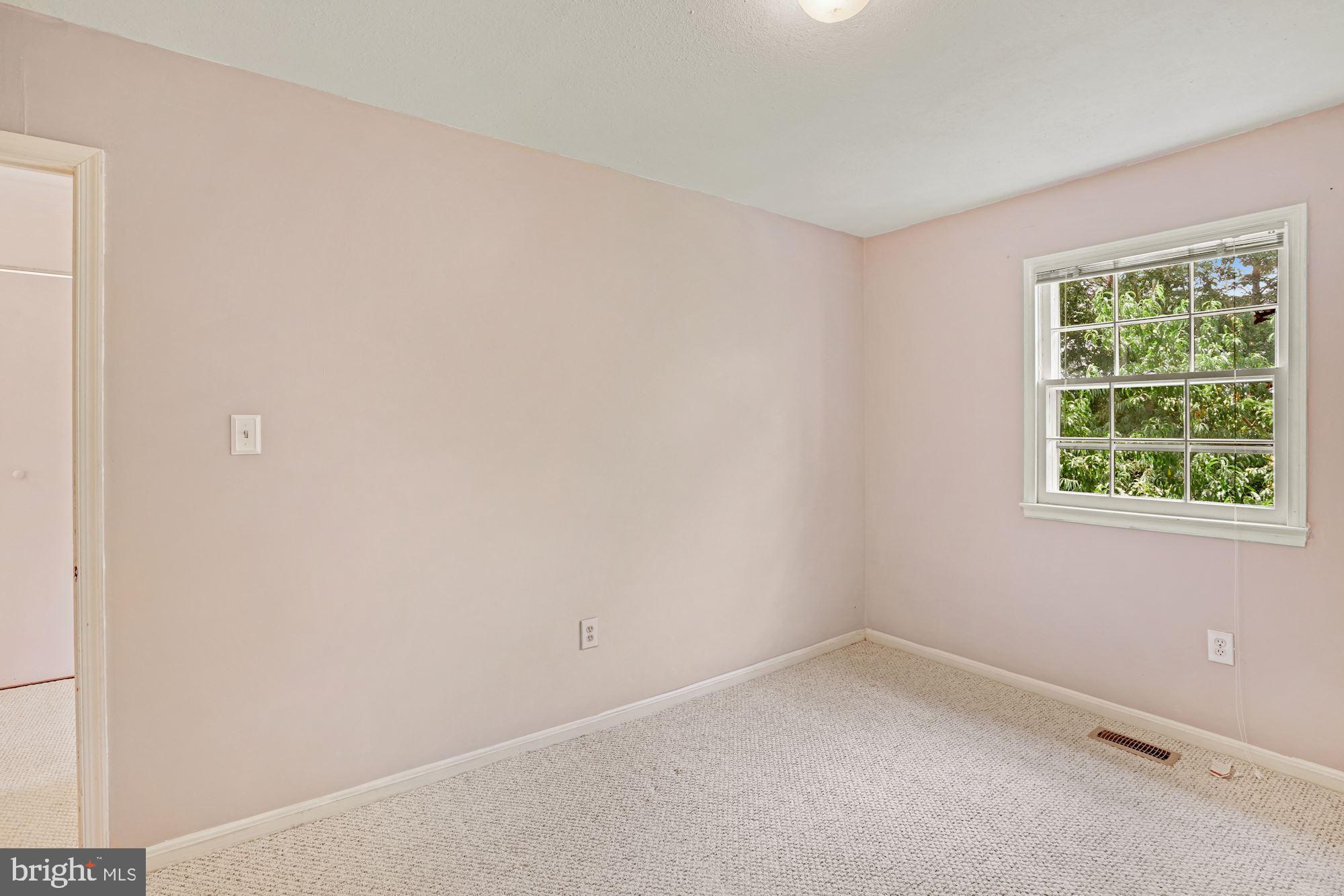 LAKE RIDGE - Residential Lease