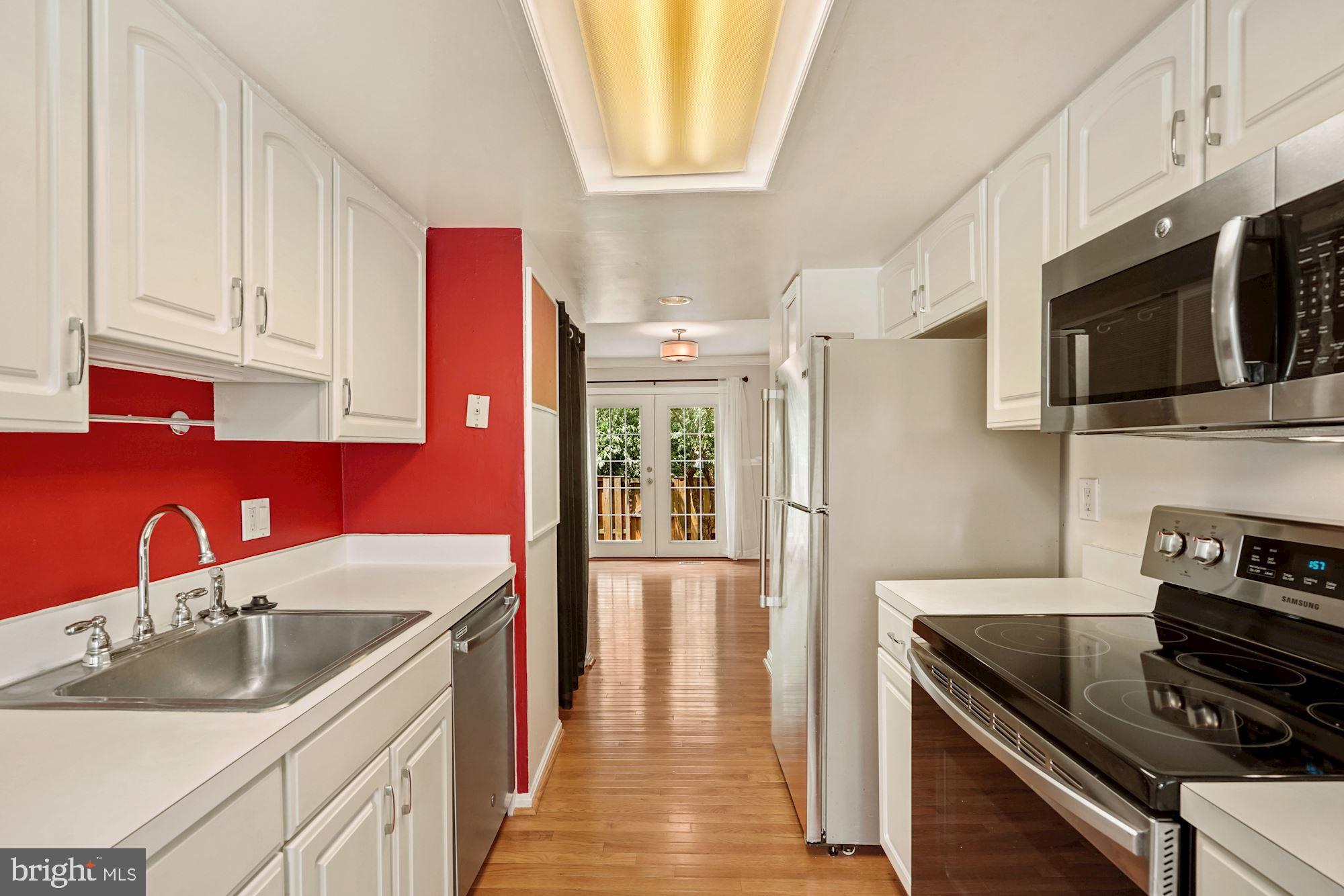 LAKE RIDGE - Residential Lease