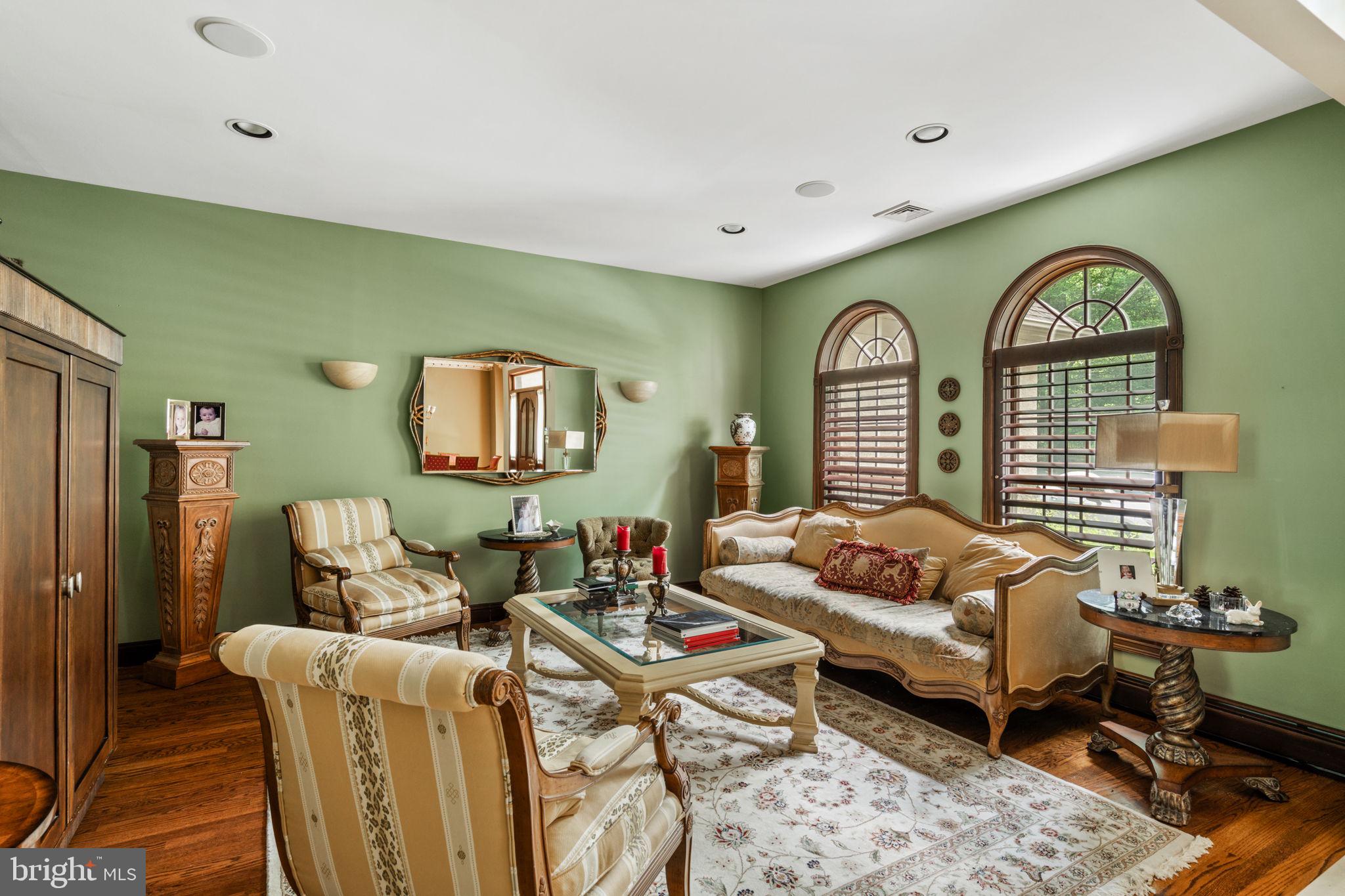 CAMP HILL - Residential