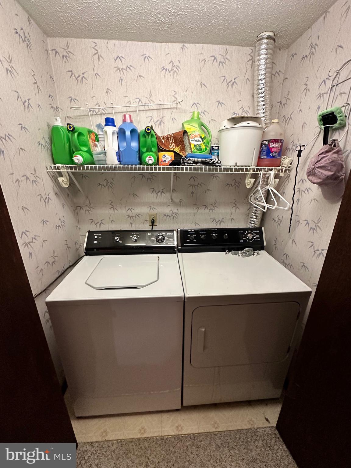 FAIRVIEW - Residential