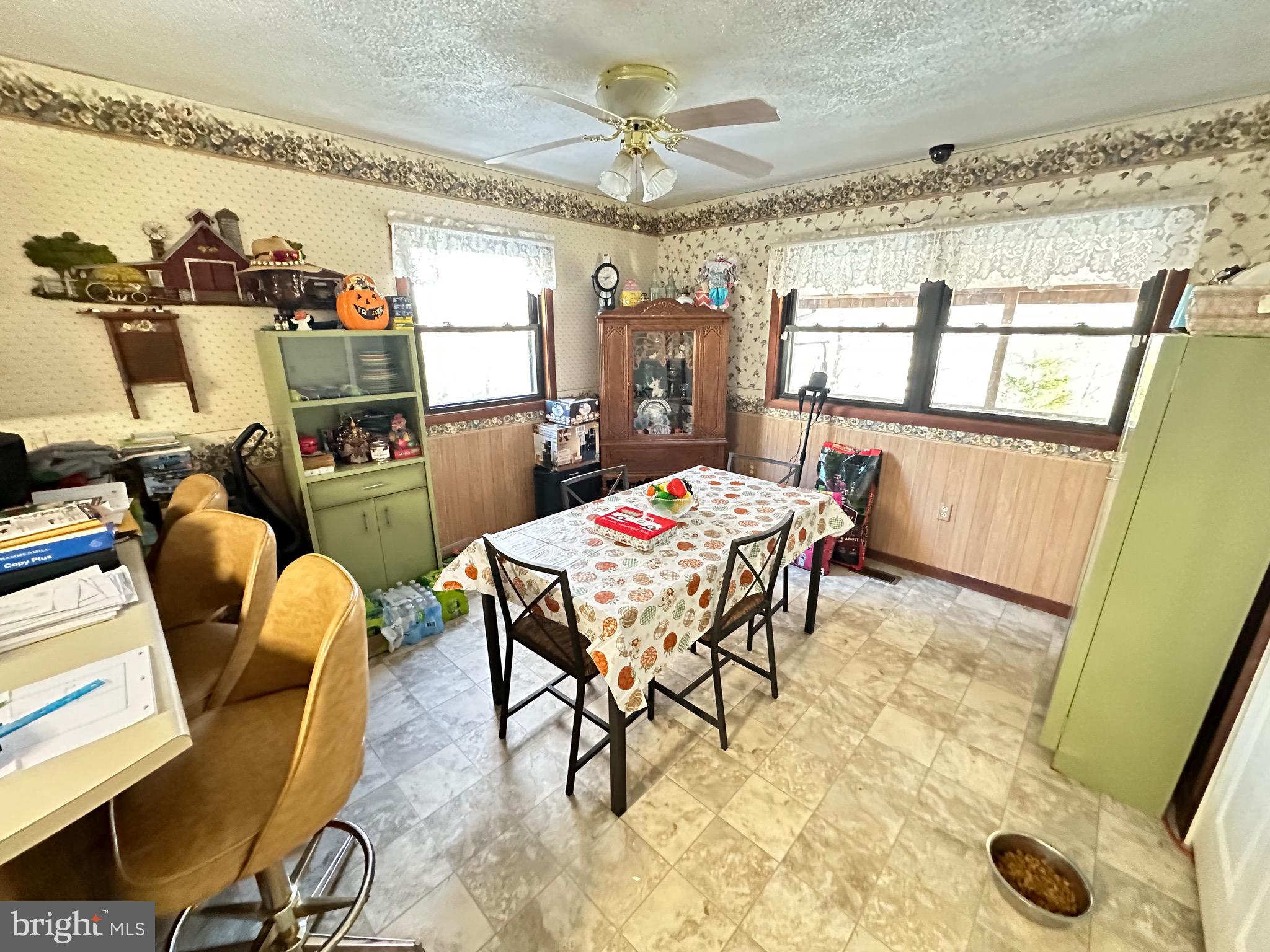 FAIRVIEW - Residential