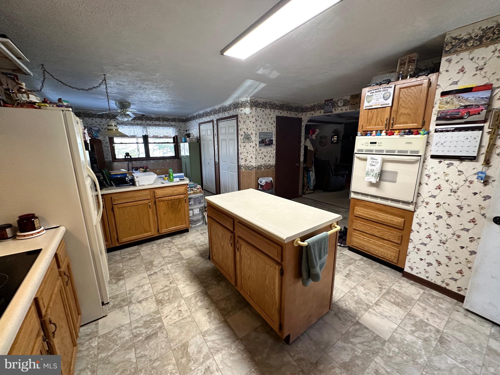 FAIRVIEW - Residential