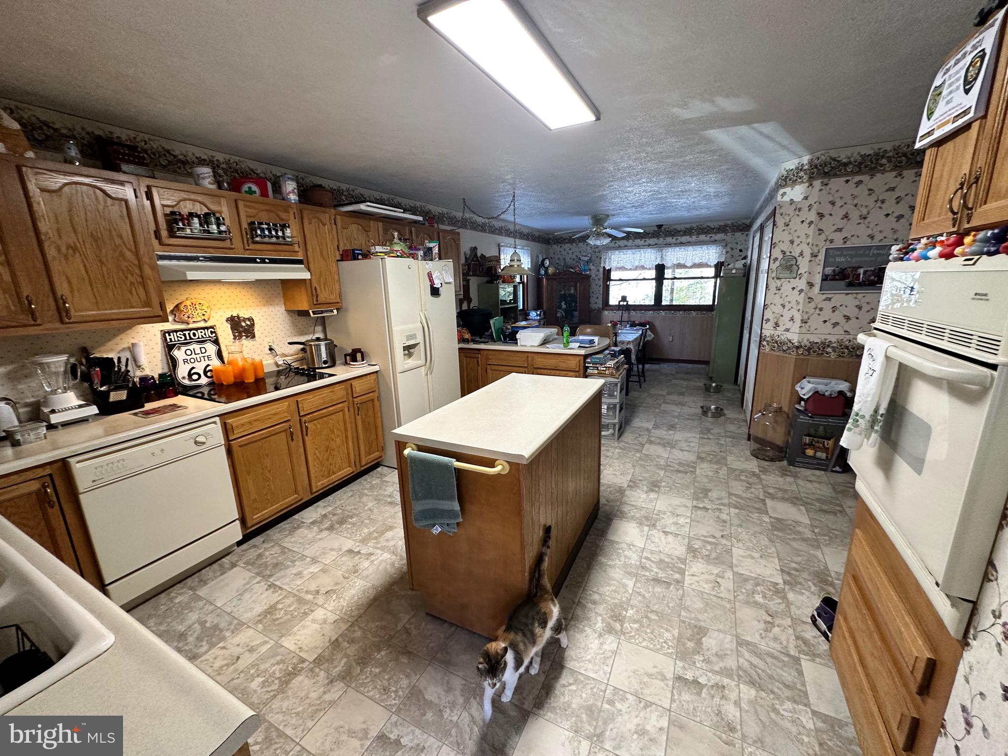 FAIRVIEW - Residential