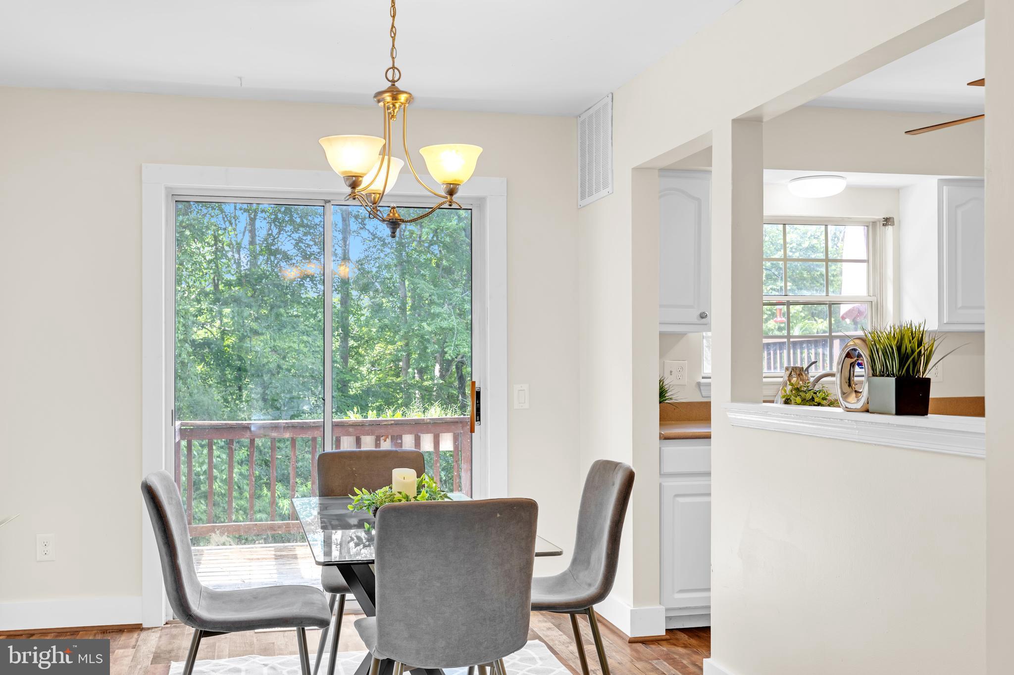 LONDON TOWN WEST - Residential