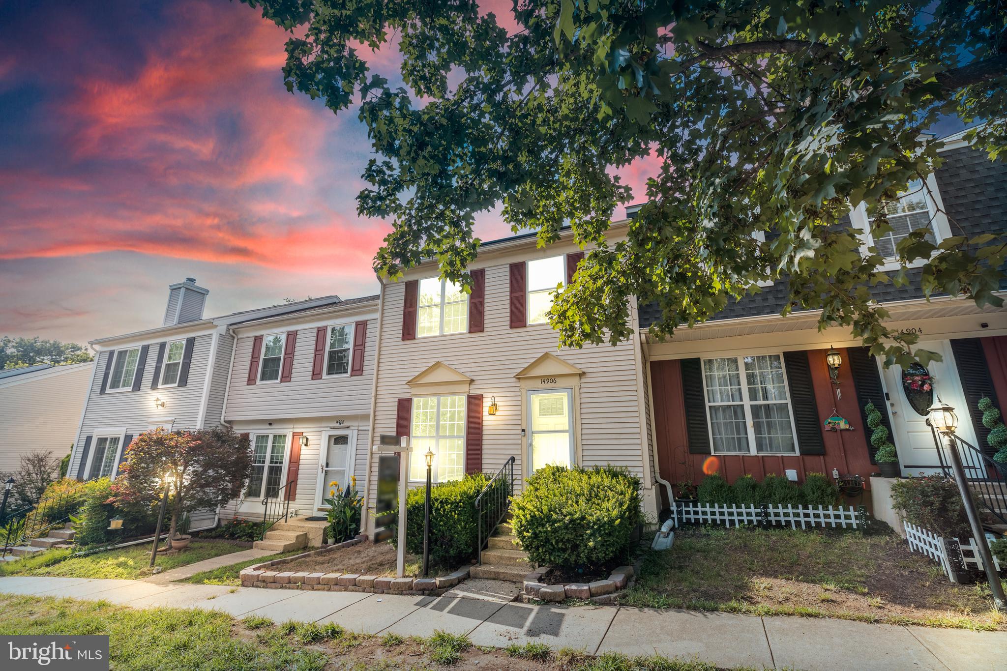 LONDON TOWN WEST - Residential