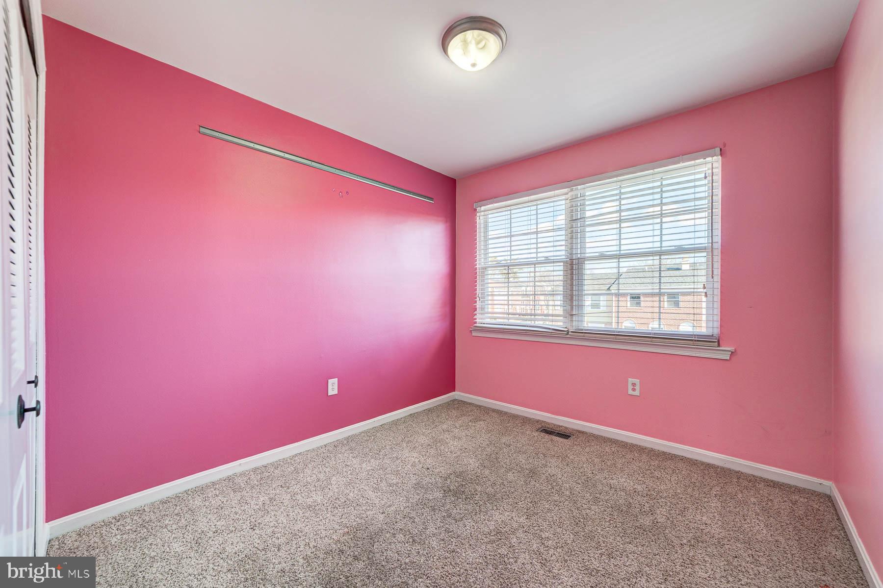 POINT OF WOODS - Residential