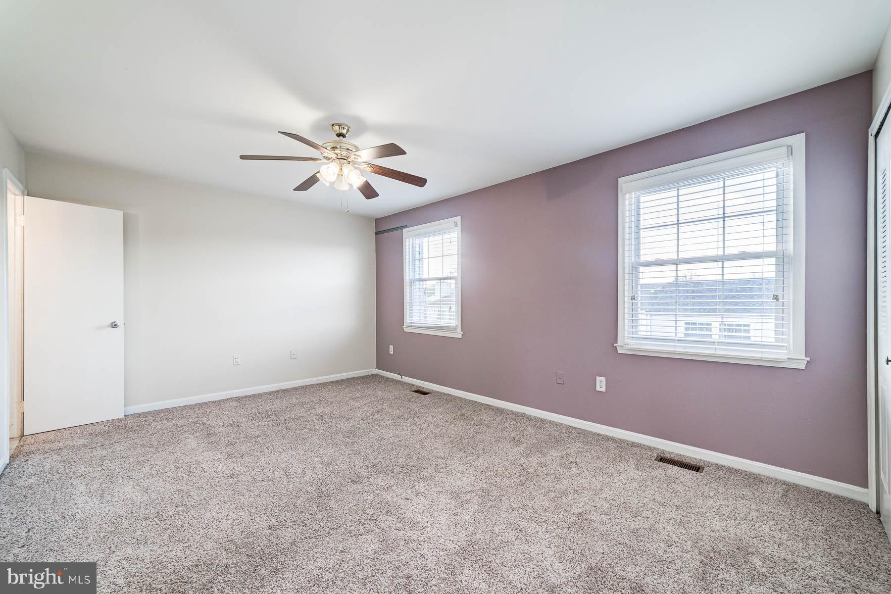 POINT OF WOODS - Residential