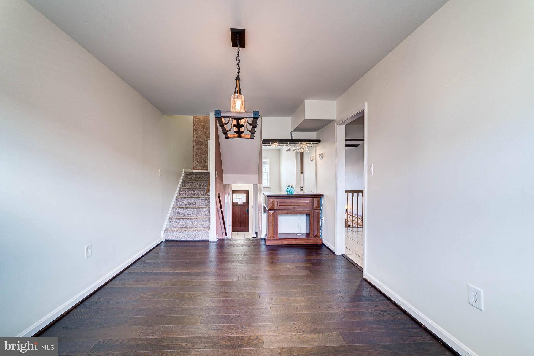 POINT OF WOODS - Residential