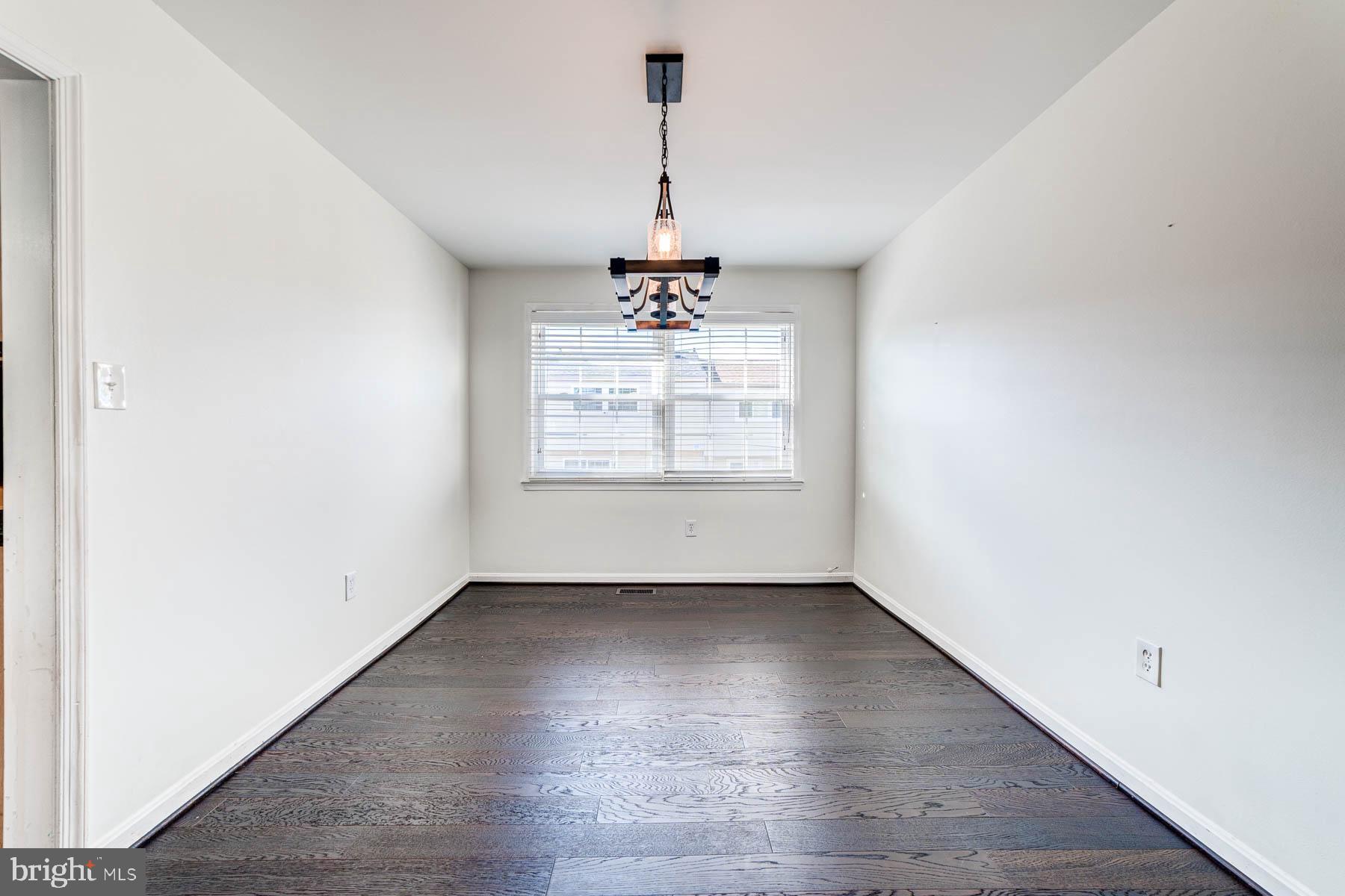 POINT OF WOODS - Residential