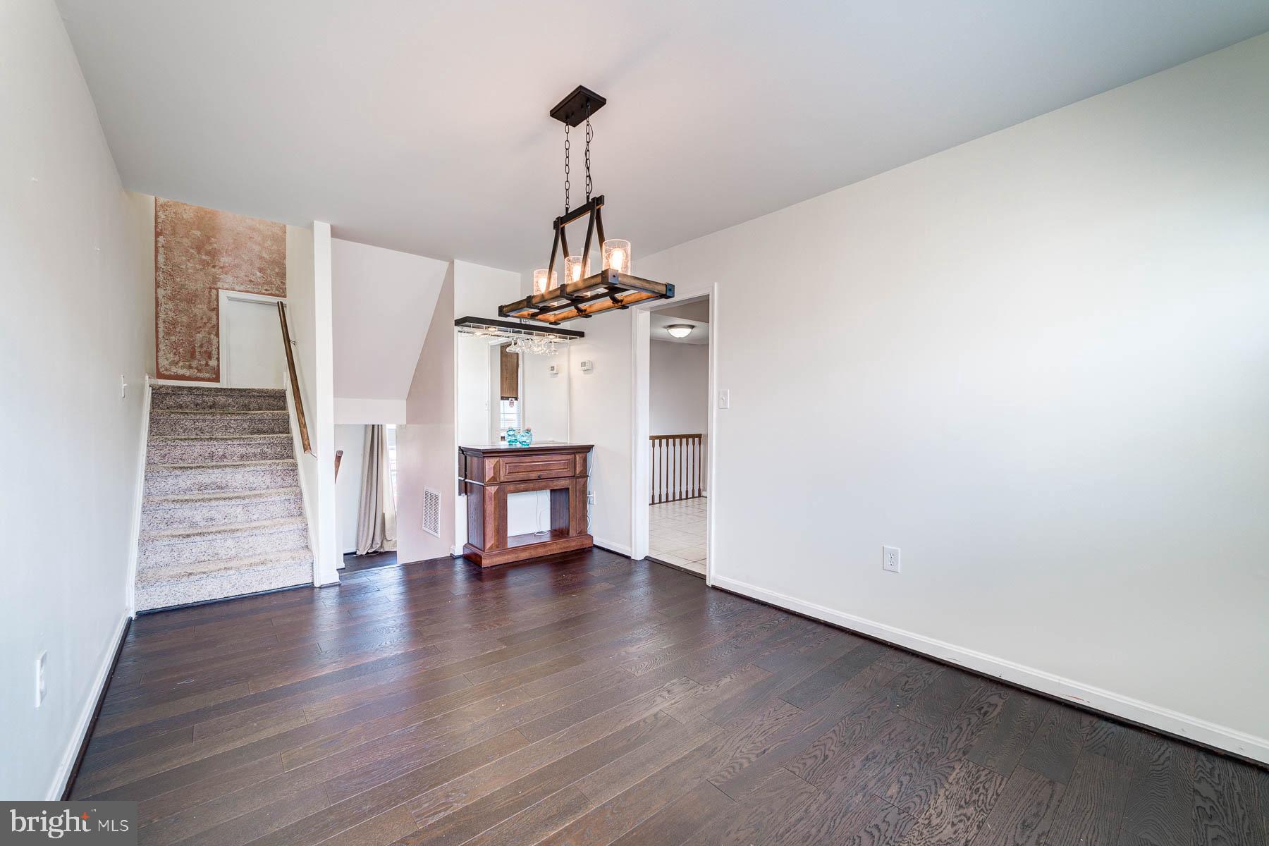 POINT OF WOODS - Residential