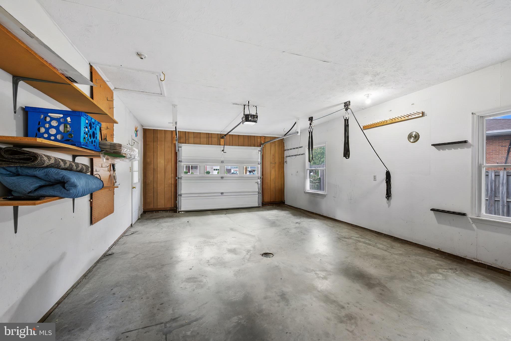 CEDARMEADE - Residential