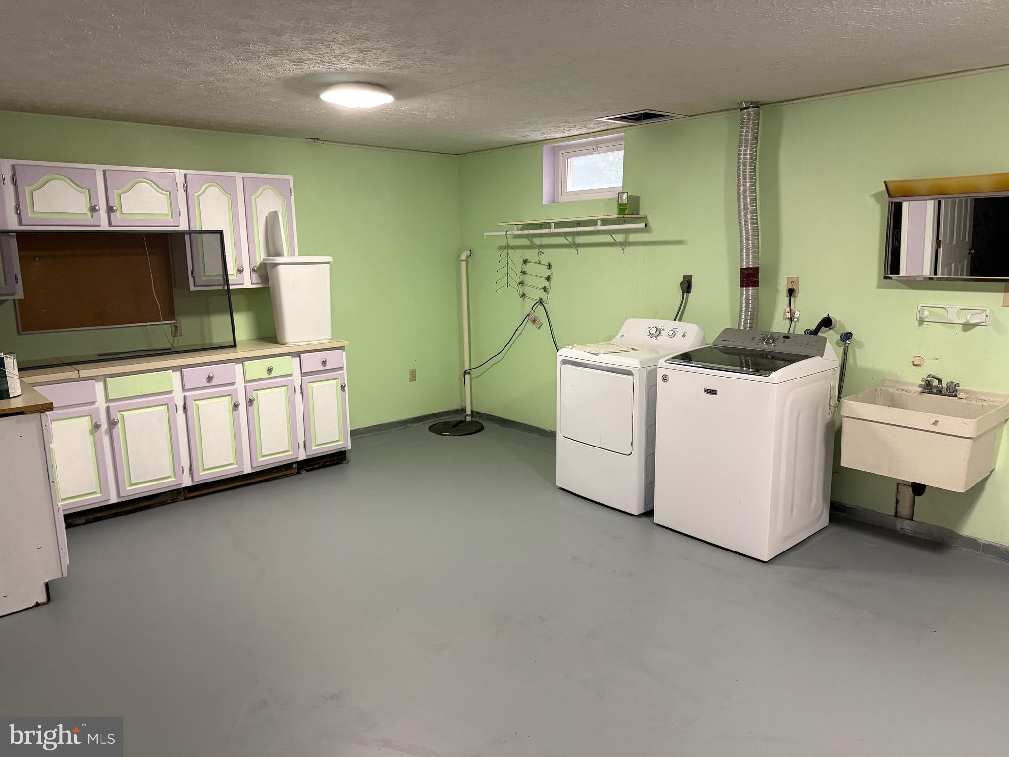 CEDARMEADE - Residential