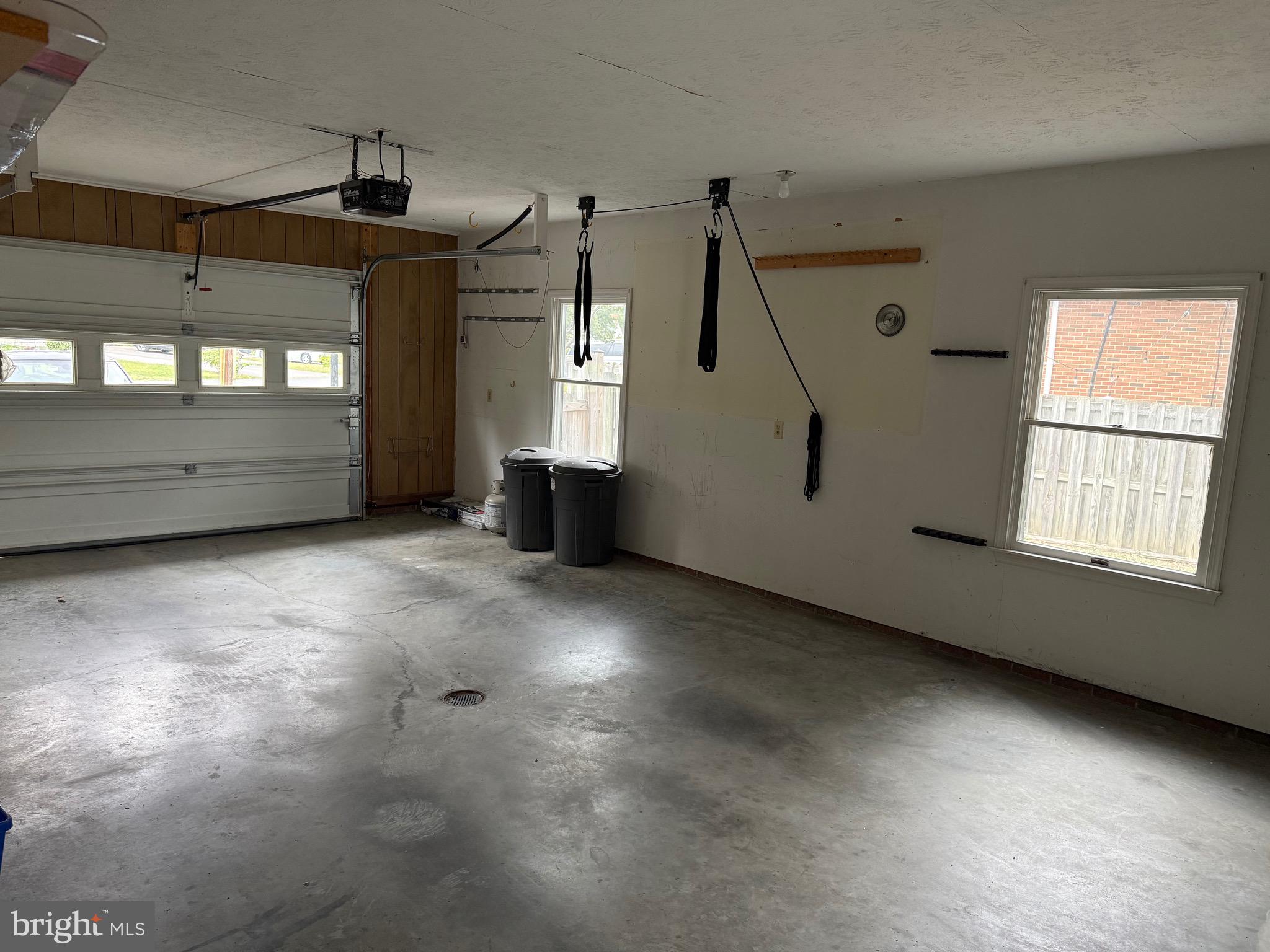 CEDARMEADE - Residential