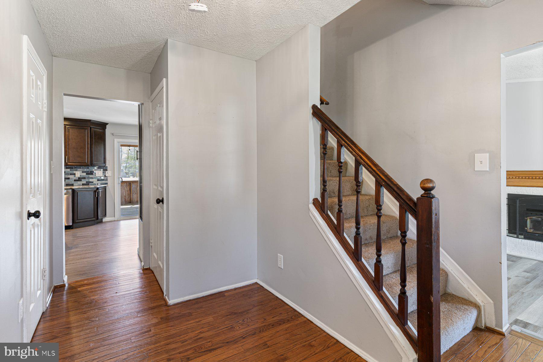 WHITE OAK VILLAGE - Residential